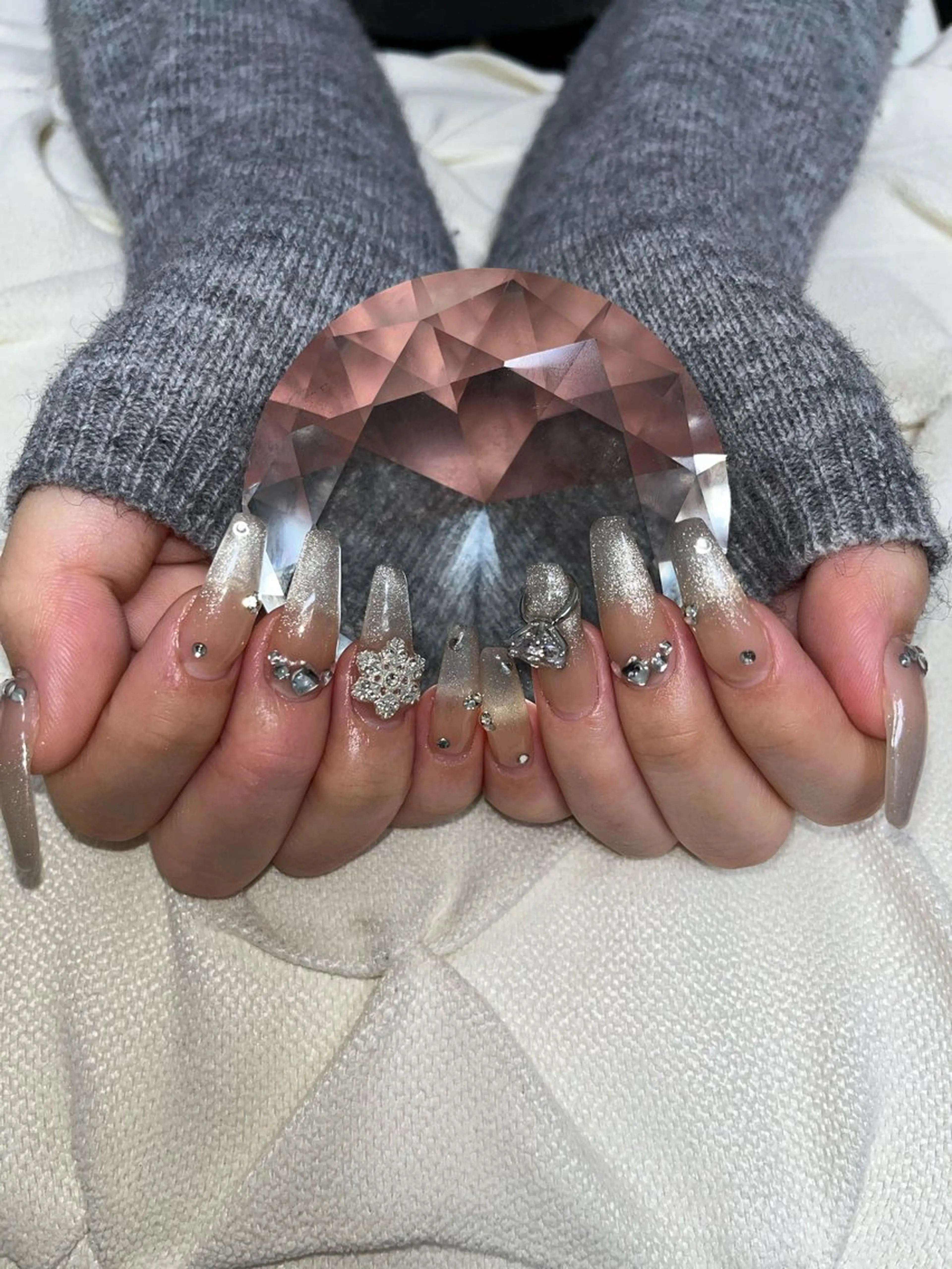 ネイル ハンドネイル nail.salon .Reversalのネイルデザイン