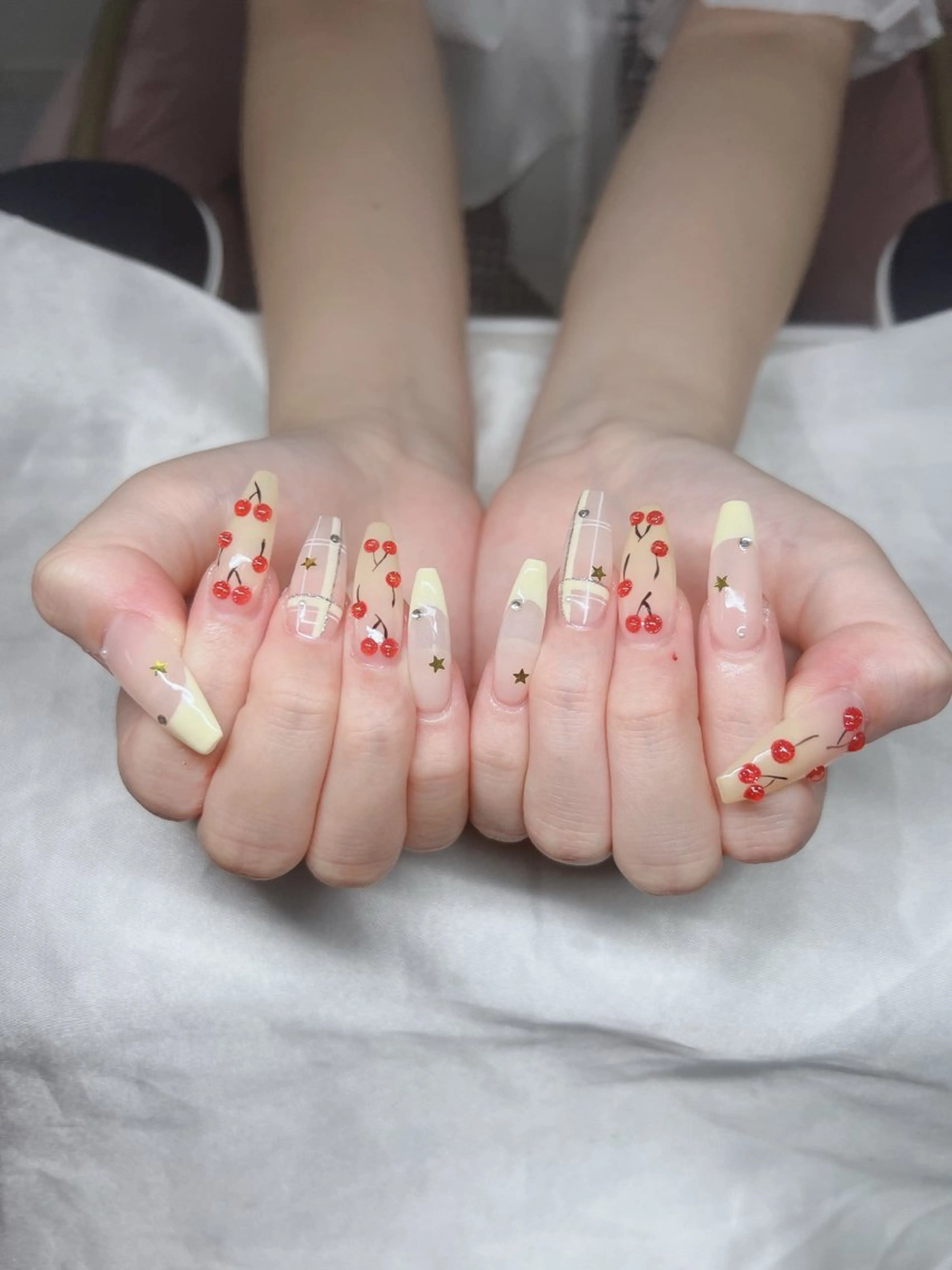 ネイル オーロラネイル チークネイル 長さ出し フットネイル フレンチネイル Lee Nails チップ長さだし専門店のネイルデザイン