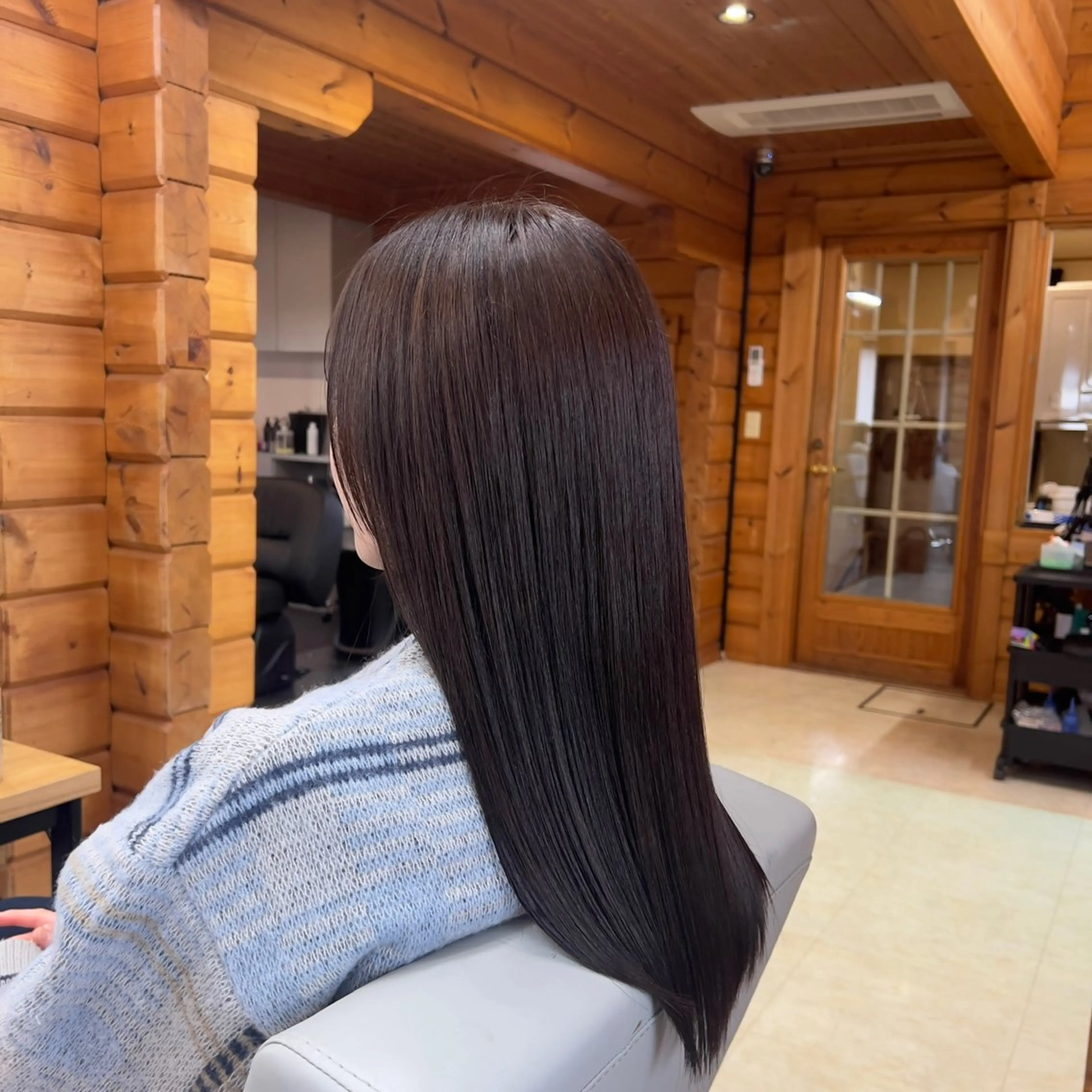 ロング ヘアカラー BREKもりの里店所属・川原 彰馬のヘアスタイル