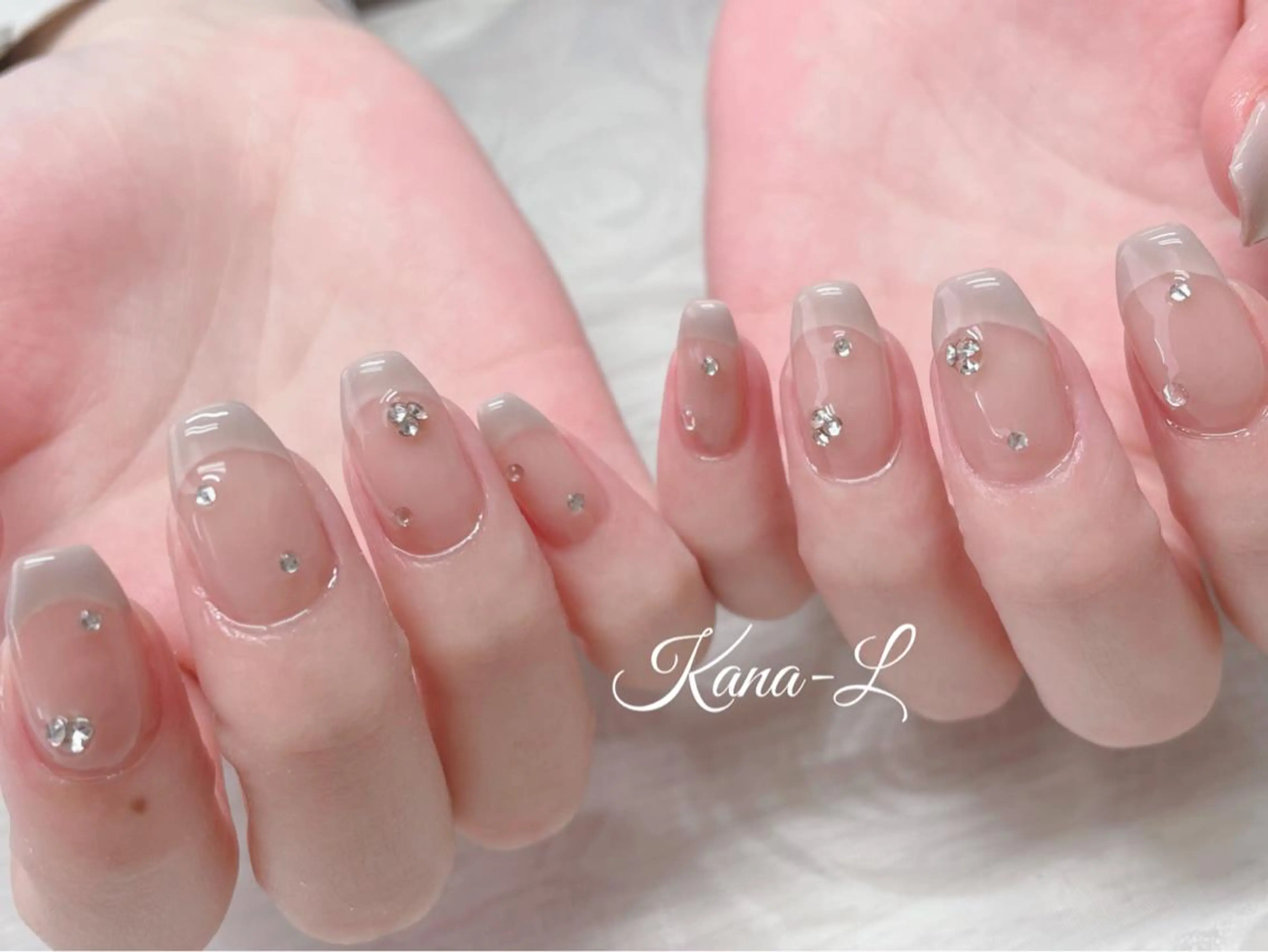 カラー ネイル フレンチネイル オフィスネイル シンプルネイル 芦辺 香奈のネイルデザイン