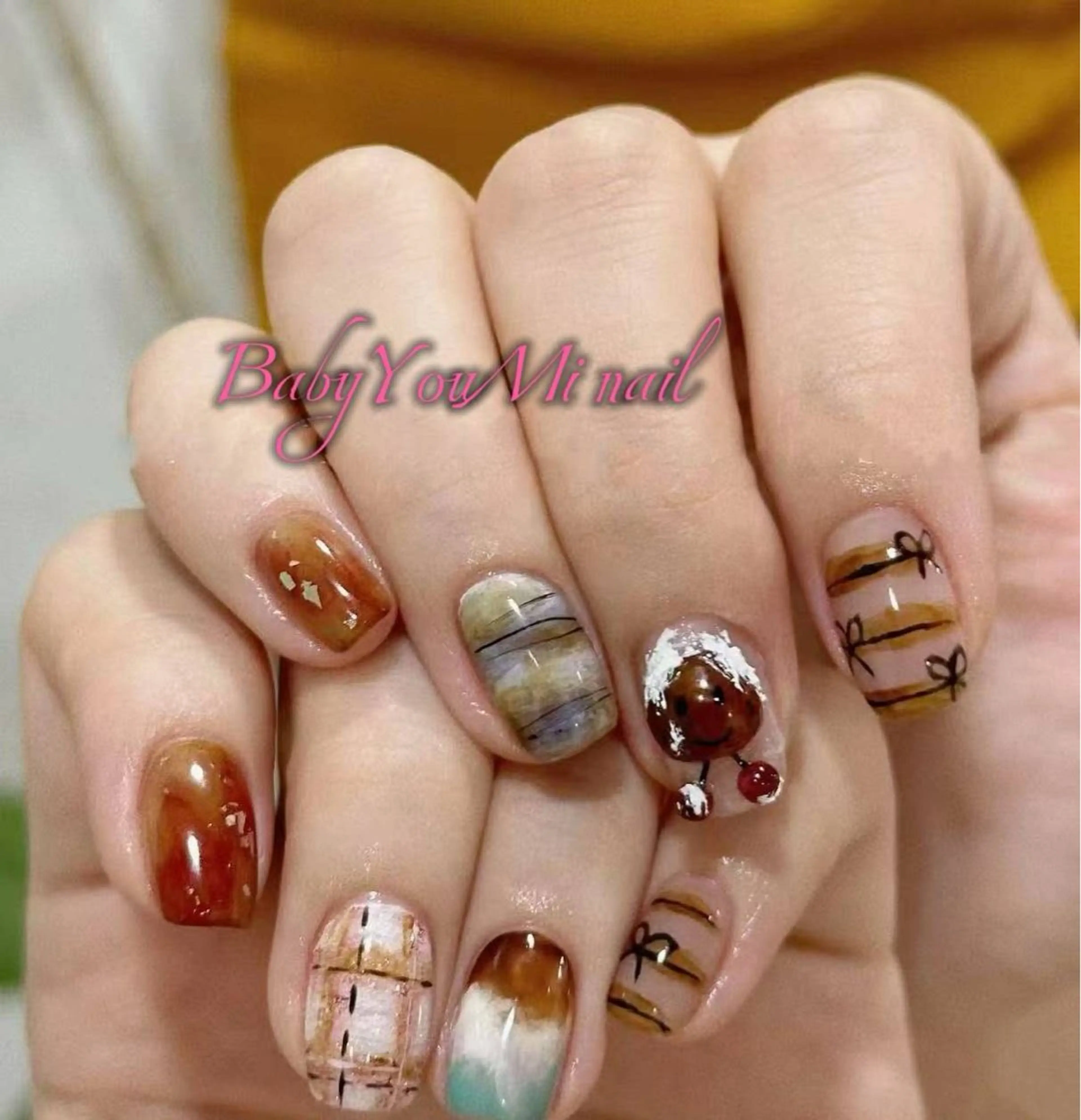 ネイル オーロラネイル フラワーネイル フットネイル フレンチネイル ジェルネイル ハンドネイル BabyYouMi nailのネイルデザイン