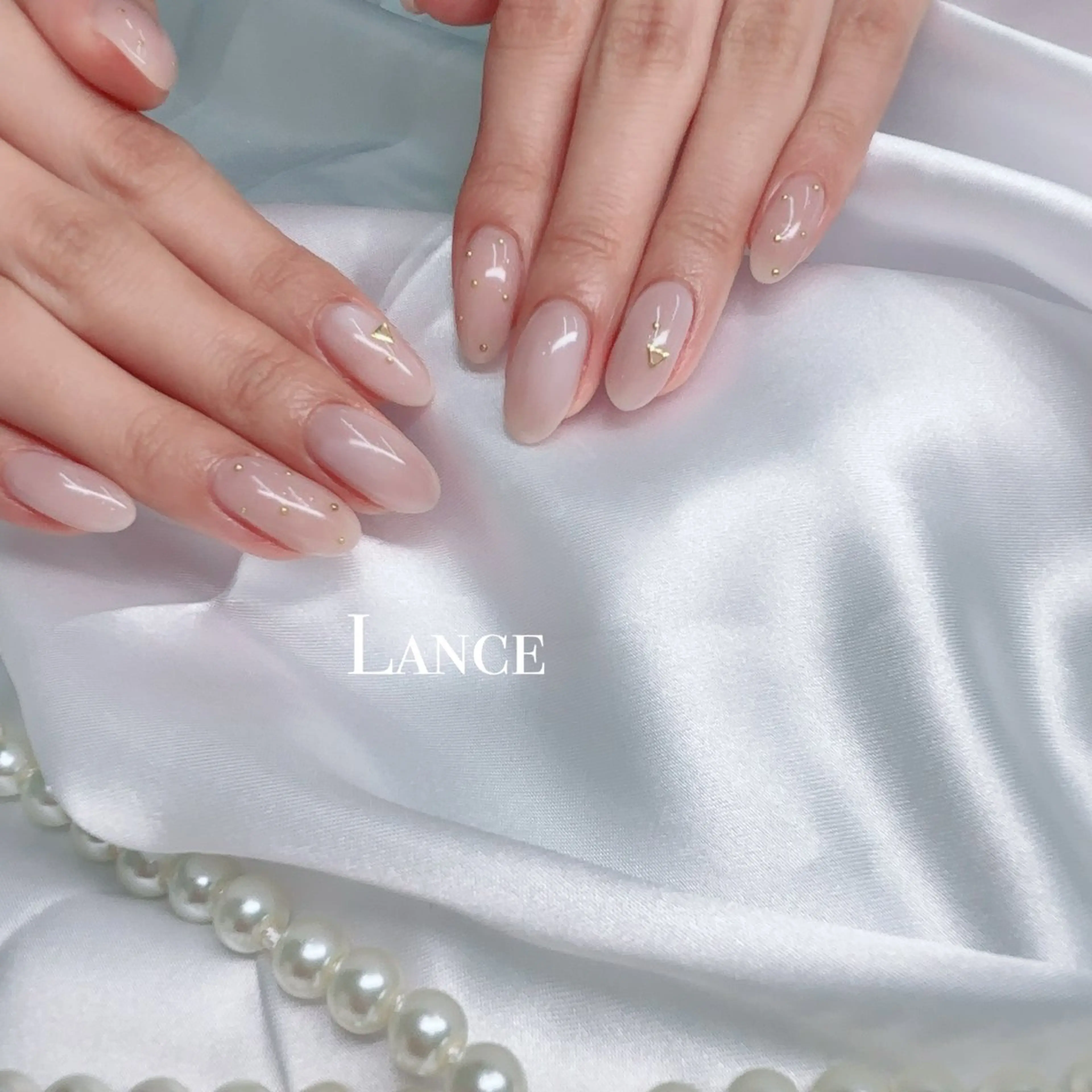 ネイル オーロラネイル フットネイル 氷ネイル・うるうるネイル キラキラネイル 韓国ネイル ハンドネイル Lance nailのネイルデザイン