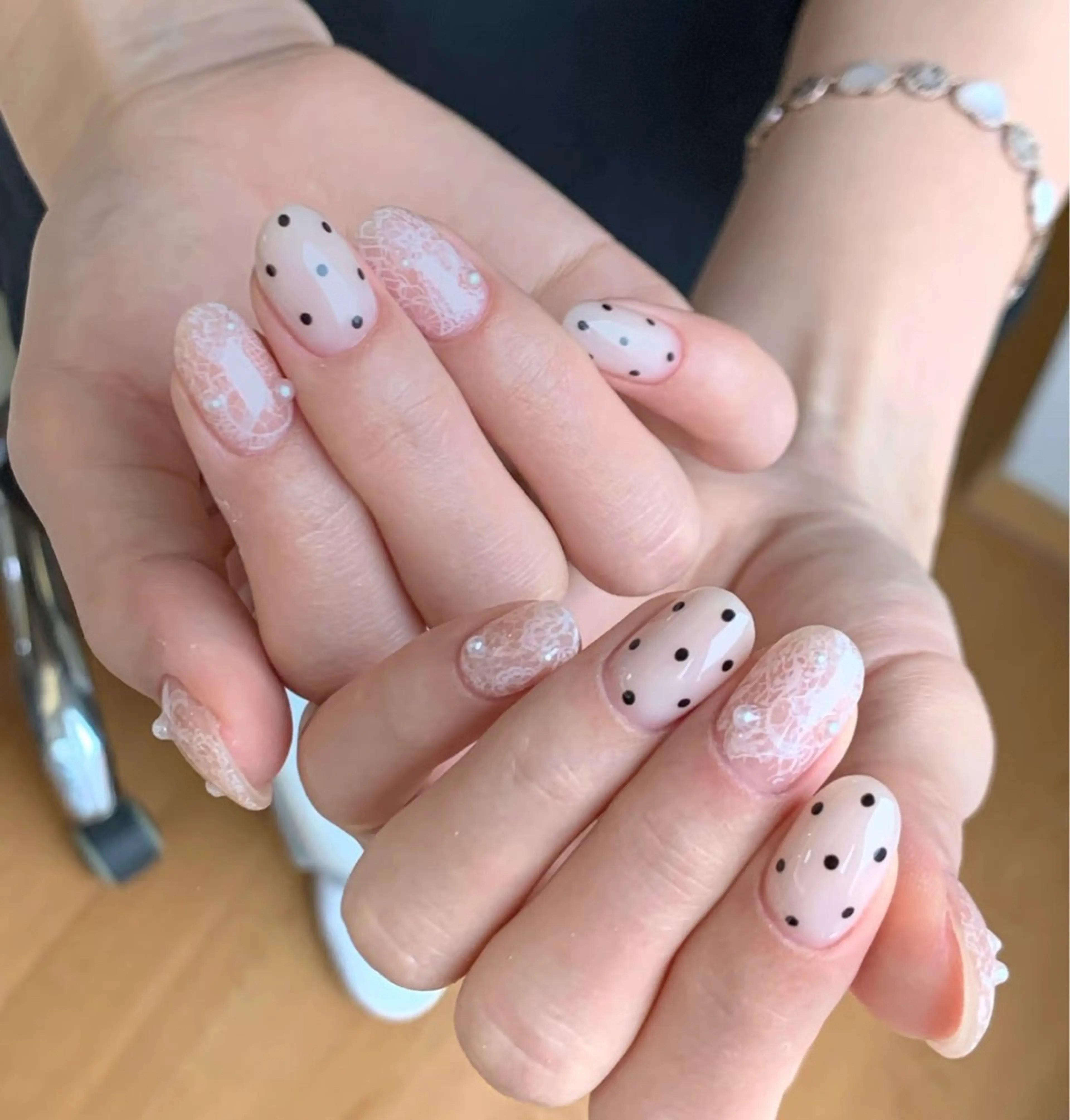ネイル フットネイル フレンチネイル グラデーション ハート 韓国ネイル ハンドネイル Lynn_ Nailのネイルデザイン