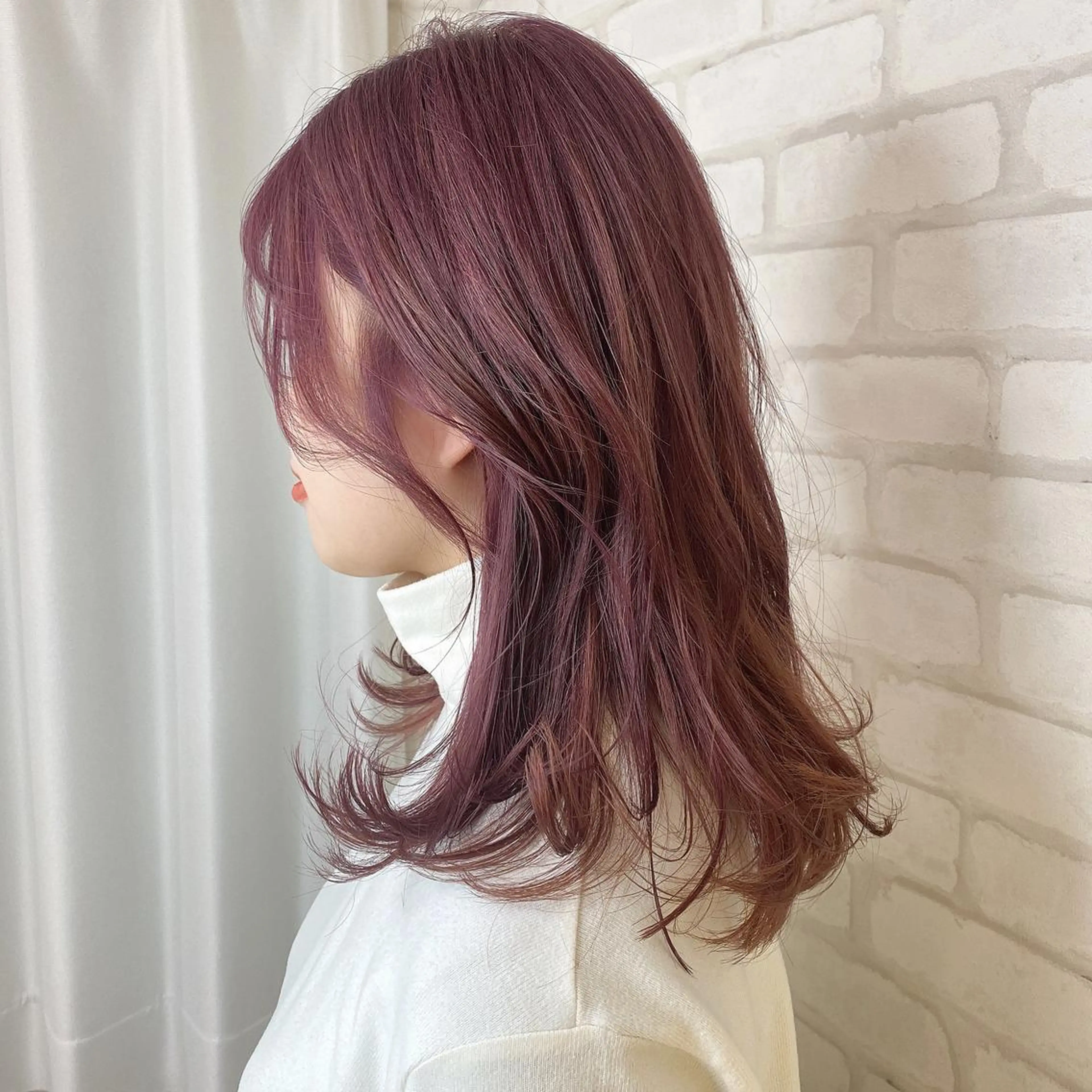 セミロング カラー abilita AZUSAのヘアスタイル