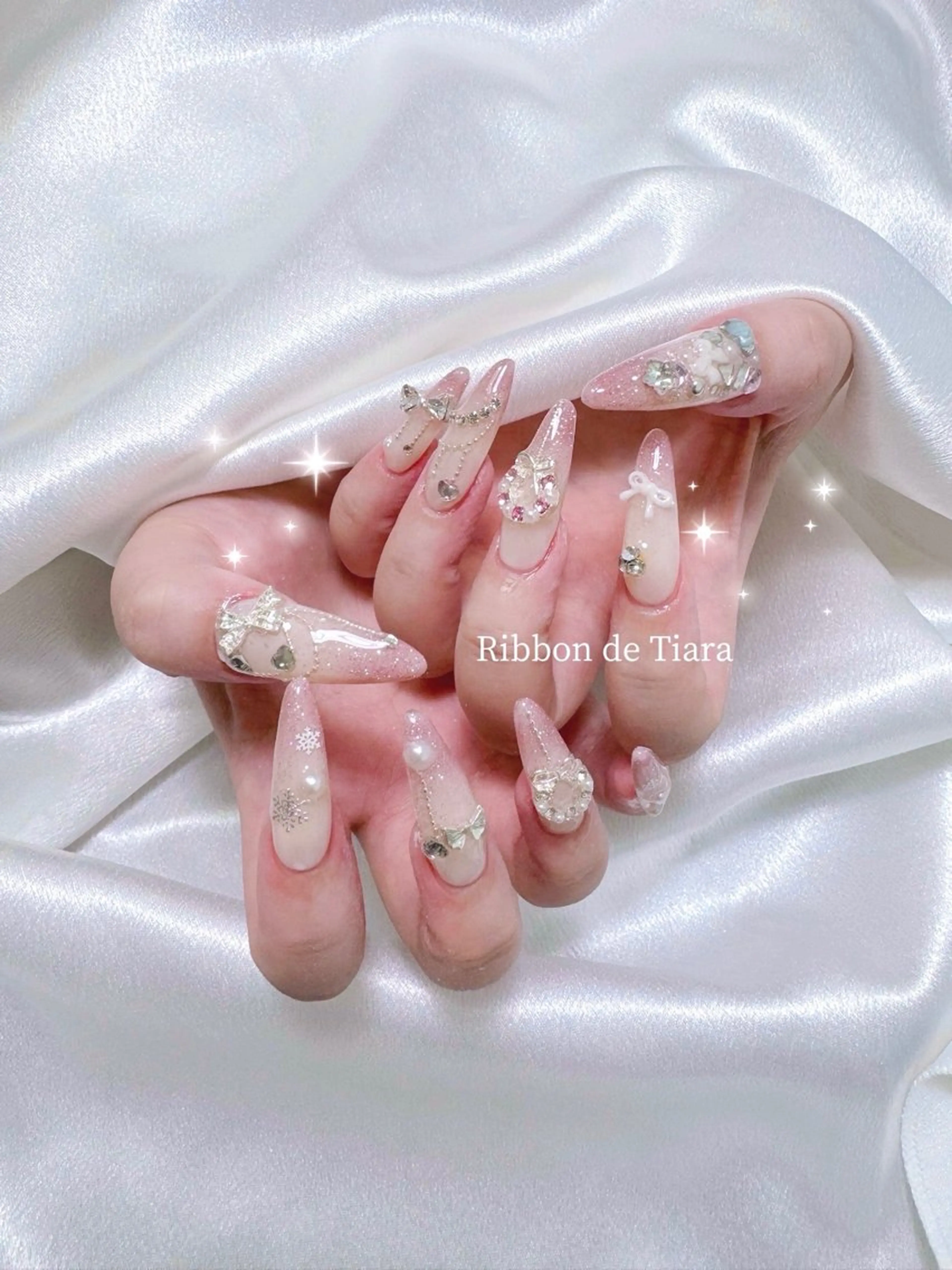 ネイル ハンドネイル オーナーネイリスト MAKIのネイルデザイン