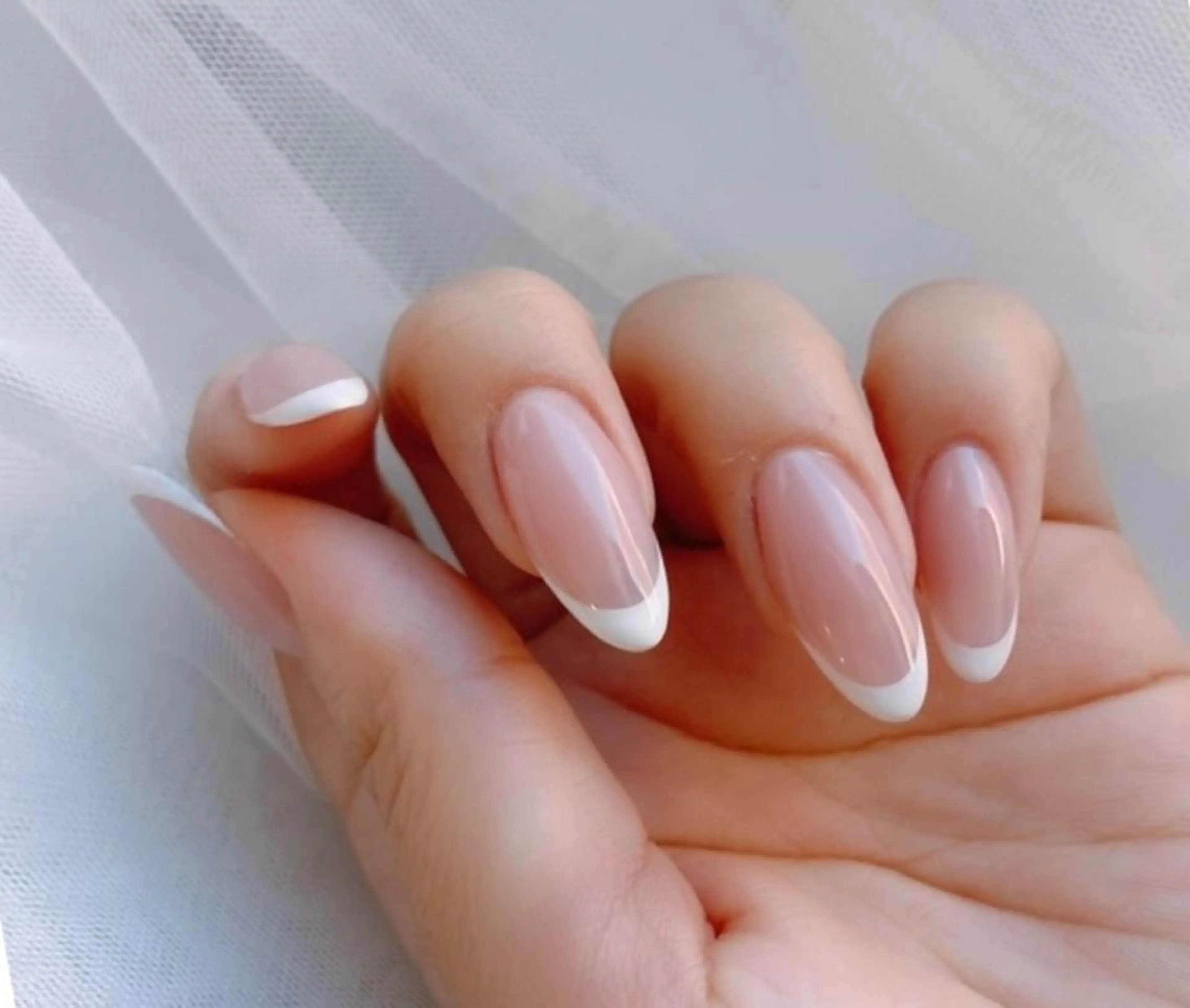 ネイル フレンチネイル PEEKABOO京橋 EYE&NAILのマツエク・マツパデザイン