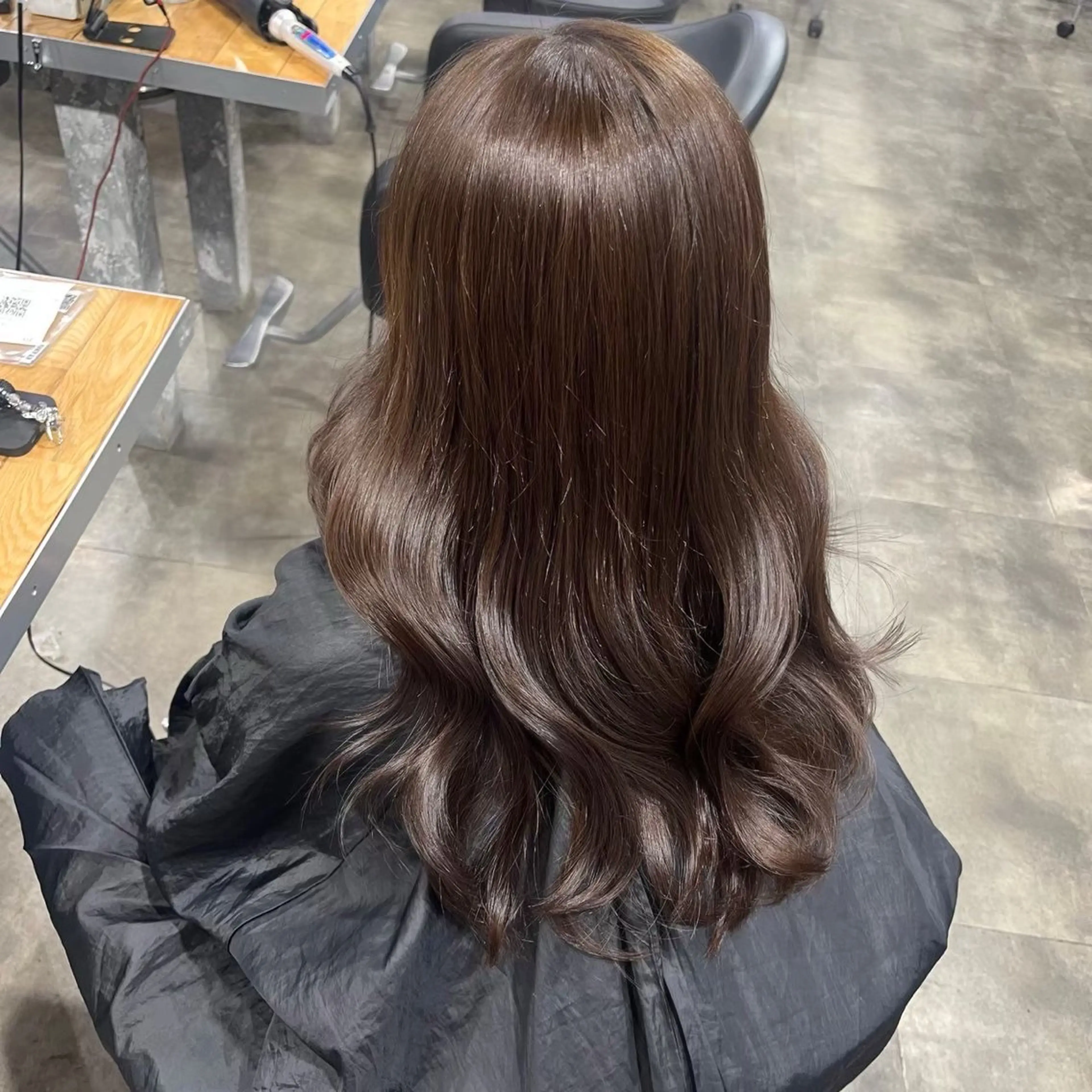 カラー 透明感カラー グレージュ ヘアカラー トリートメント 🤍Mei🤍赤み消 し透明感ツヤカラーのヘアスタイル