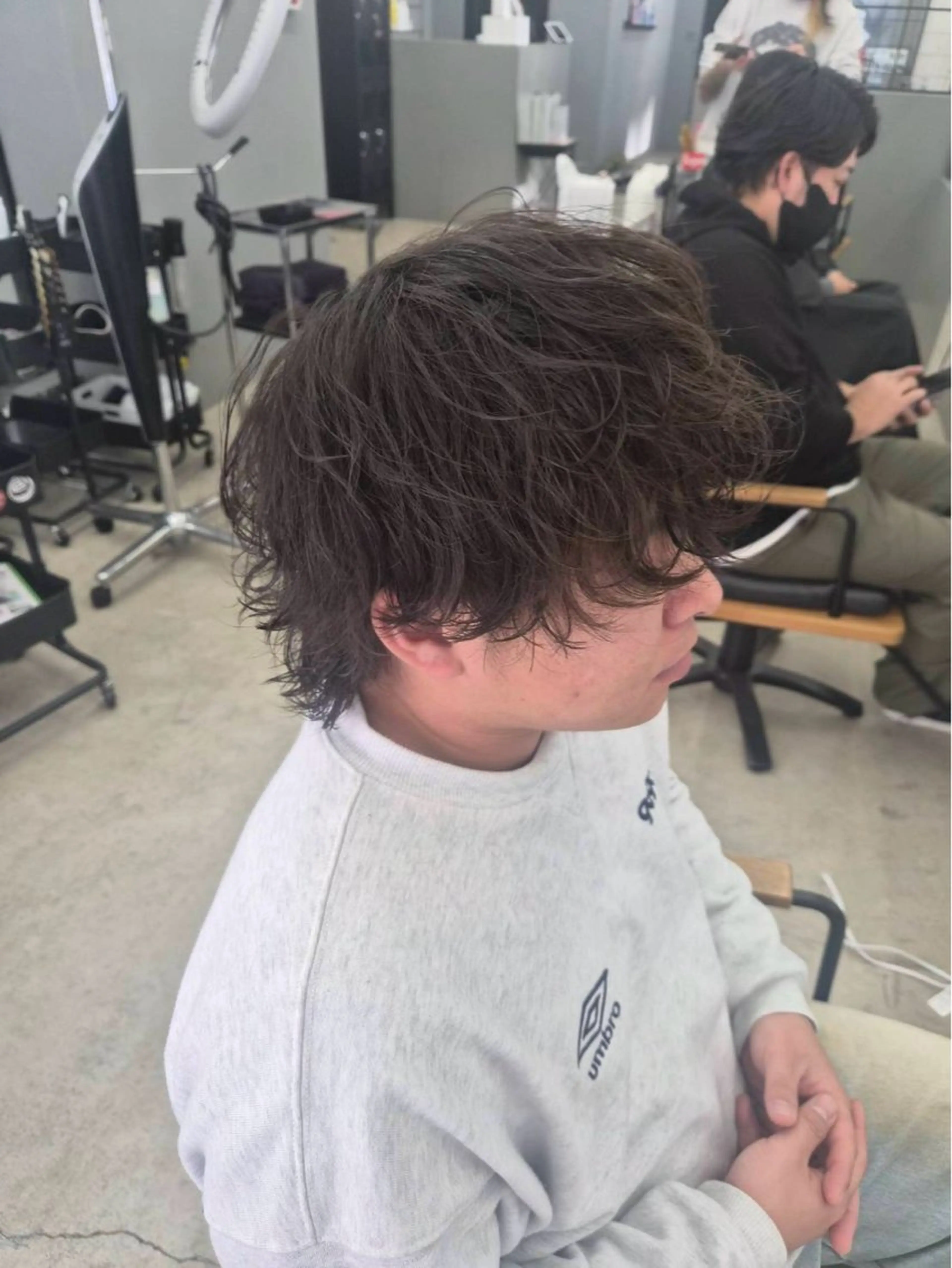 ミディアム パーマ メンズ カット パーマ メンズ専門サロン wokeのヘアスタイル