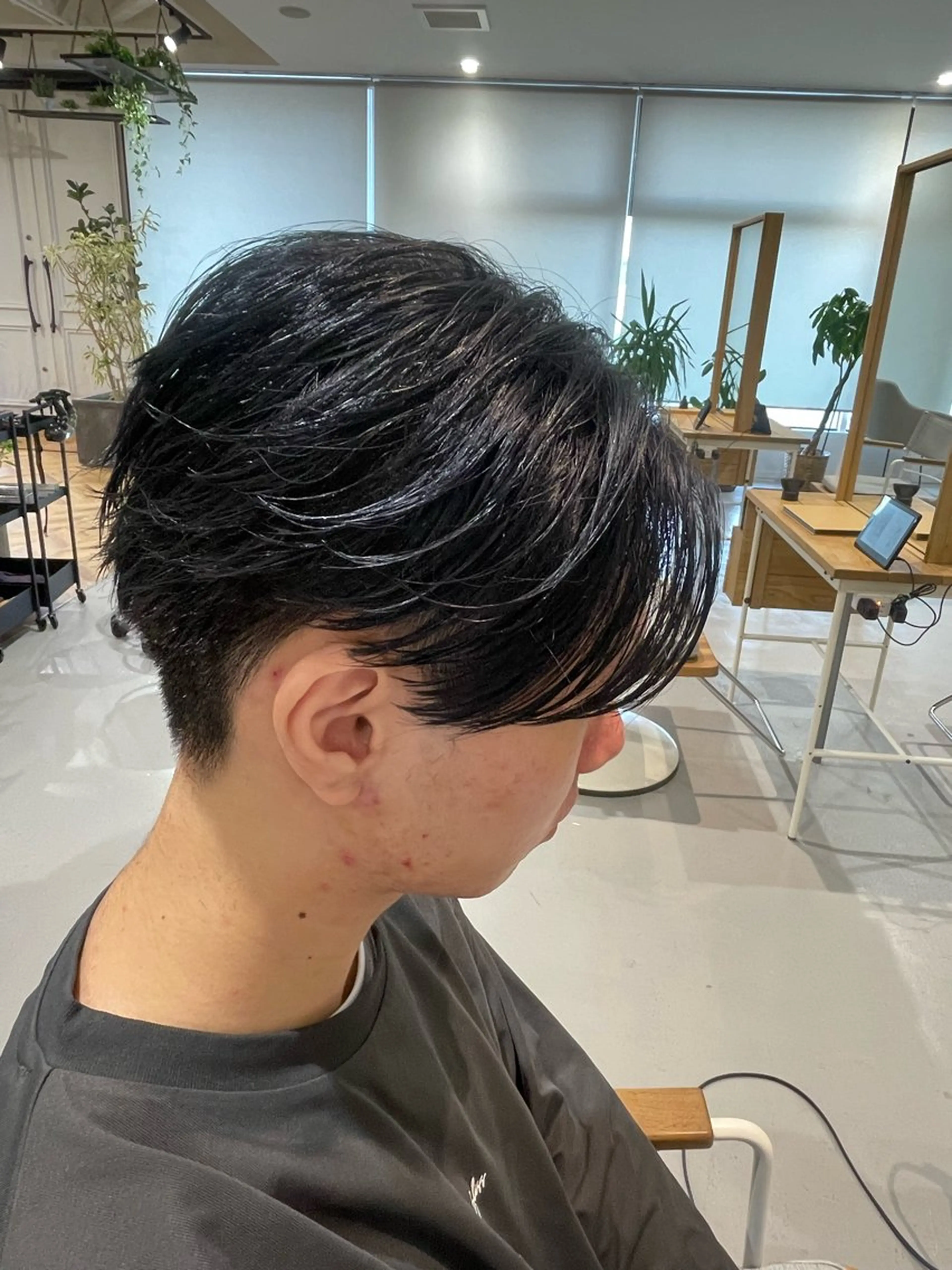 ミディアム 樋口 令惟のヘアスタイル