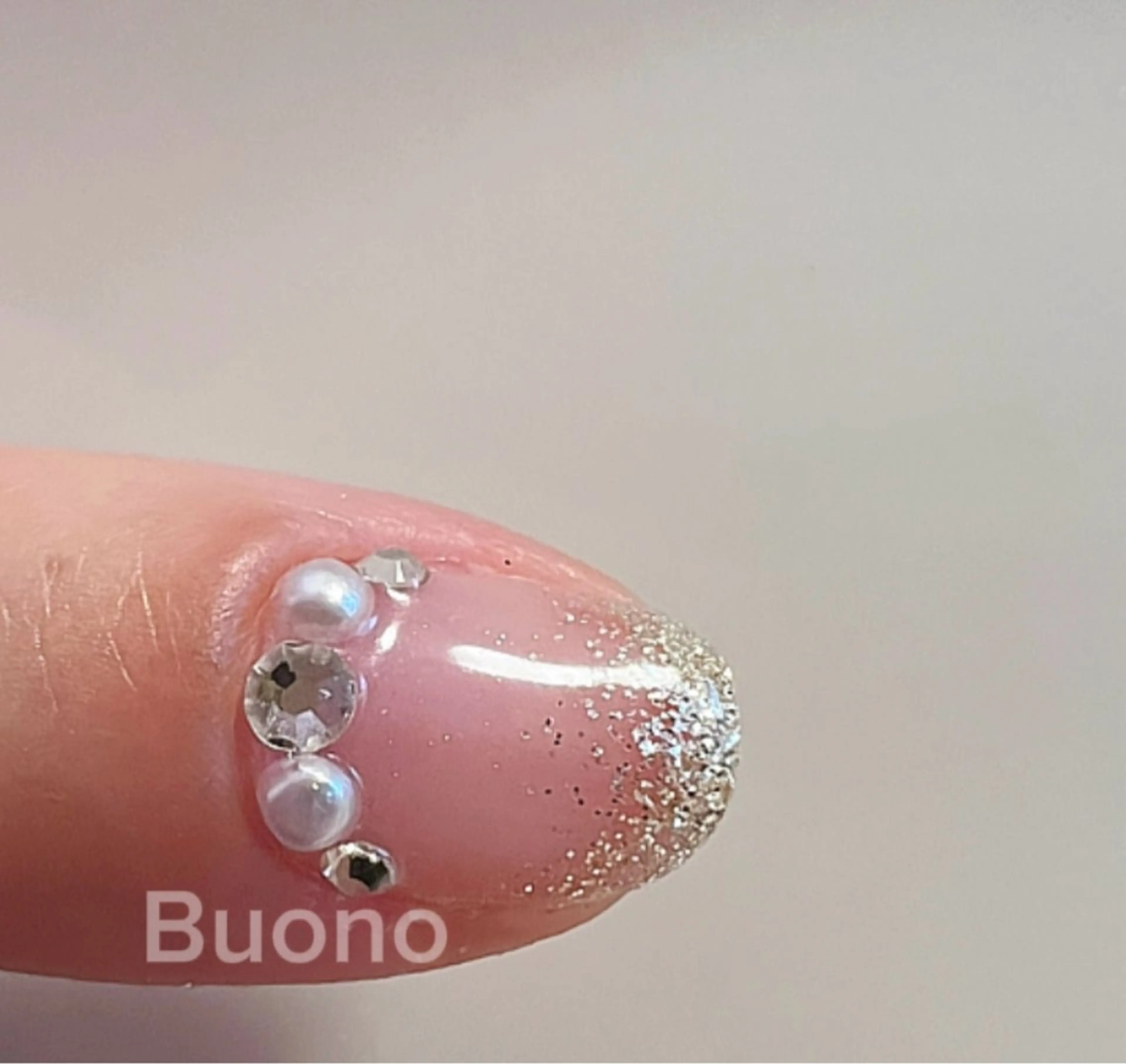 ネイル グラデーション ラメ(グリッター) ラメグラデーション ショートネイル シルバー ネイルモデルさん募集 /代々木駅5分のネイルデザイン