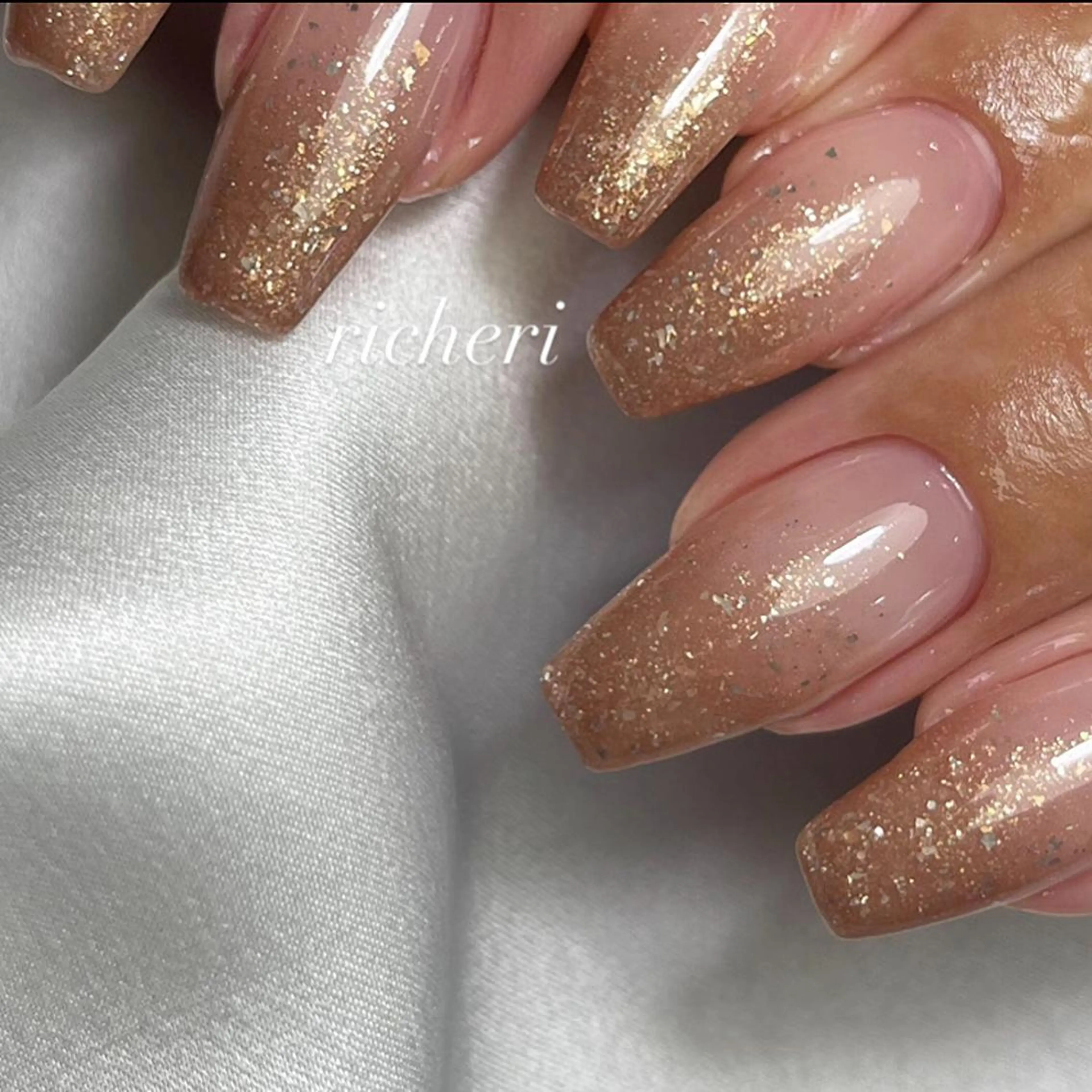 ミディアム ネイル ハンドネイル richeri beautyのエステ・リラクイメージ