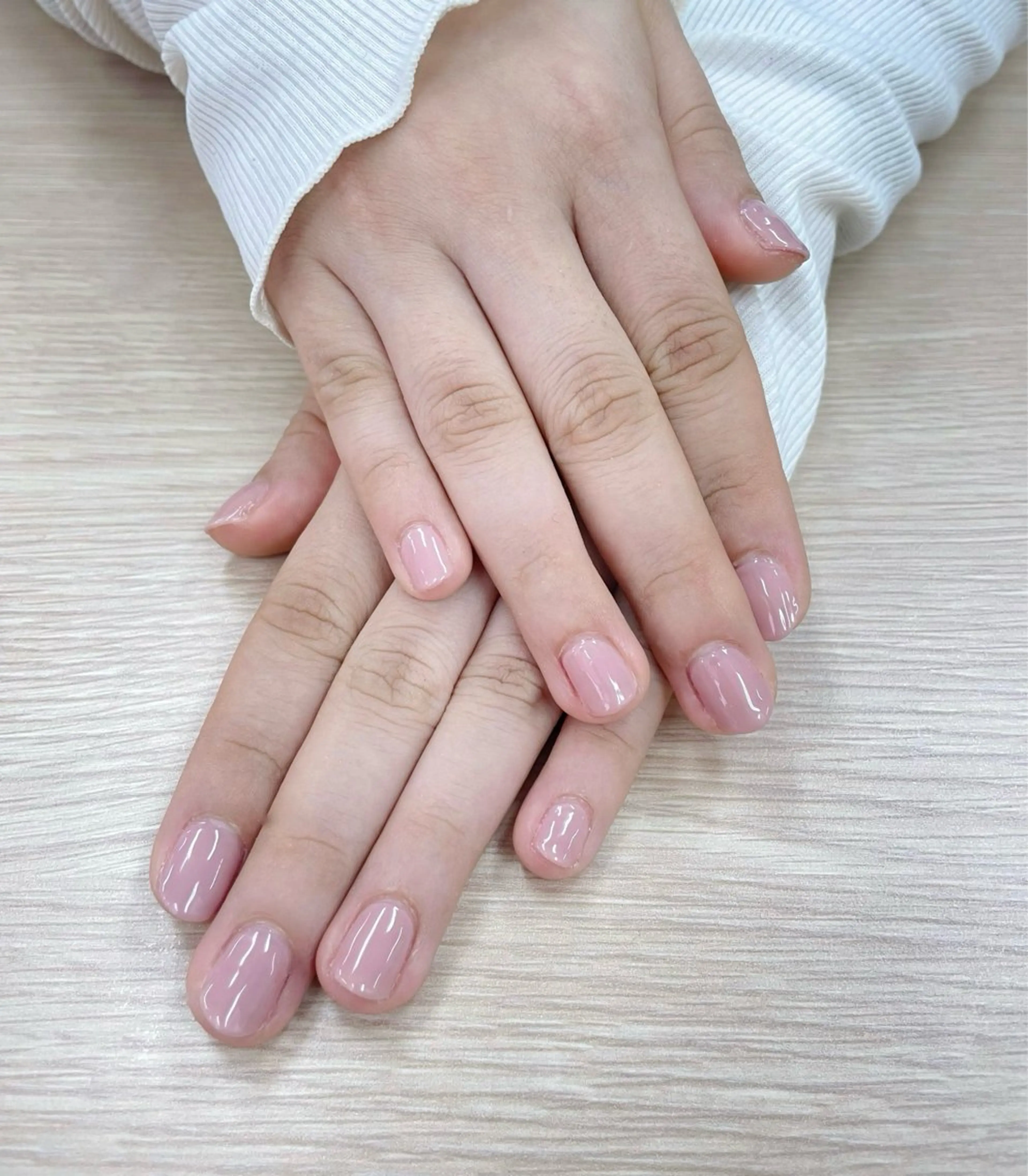 ネイル ワンカラーネイル ピンク ハンドネイル feel.a ‎もえ‎のネイルデザイン