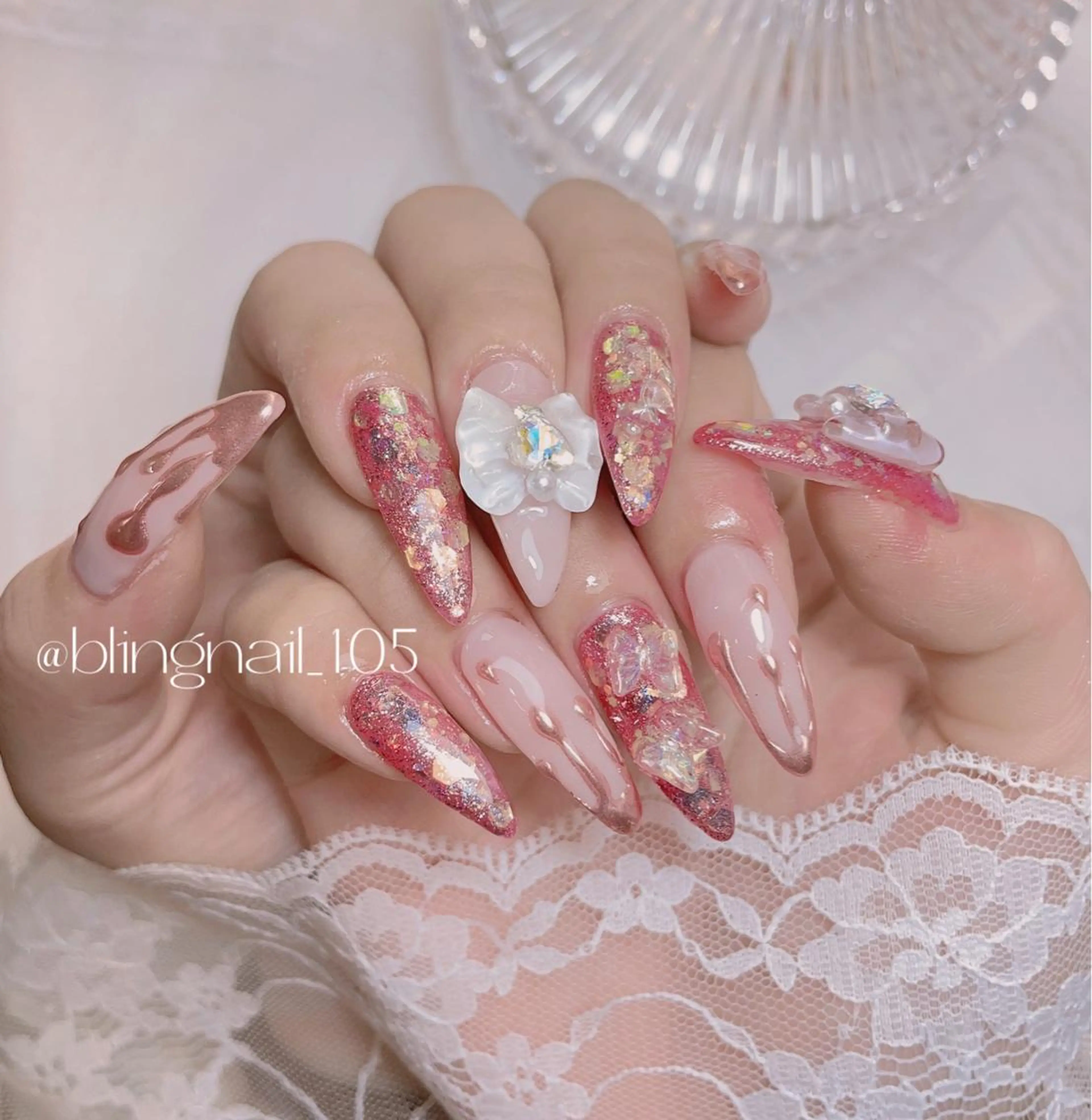 ネイル 23時まで❤︎韓国、 ワンホンネイルのネイルデザイン