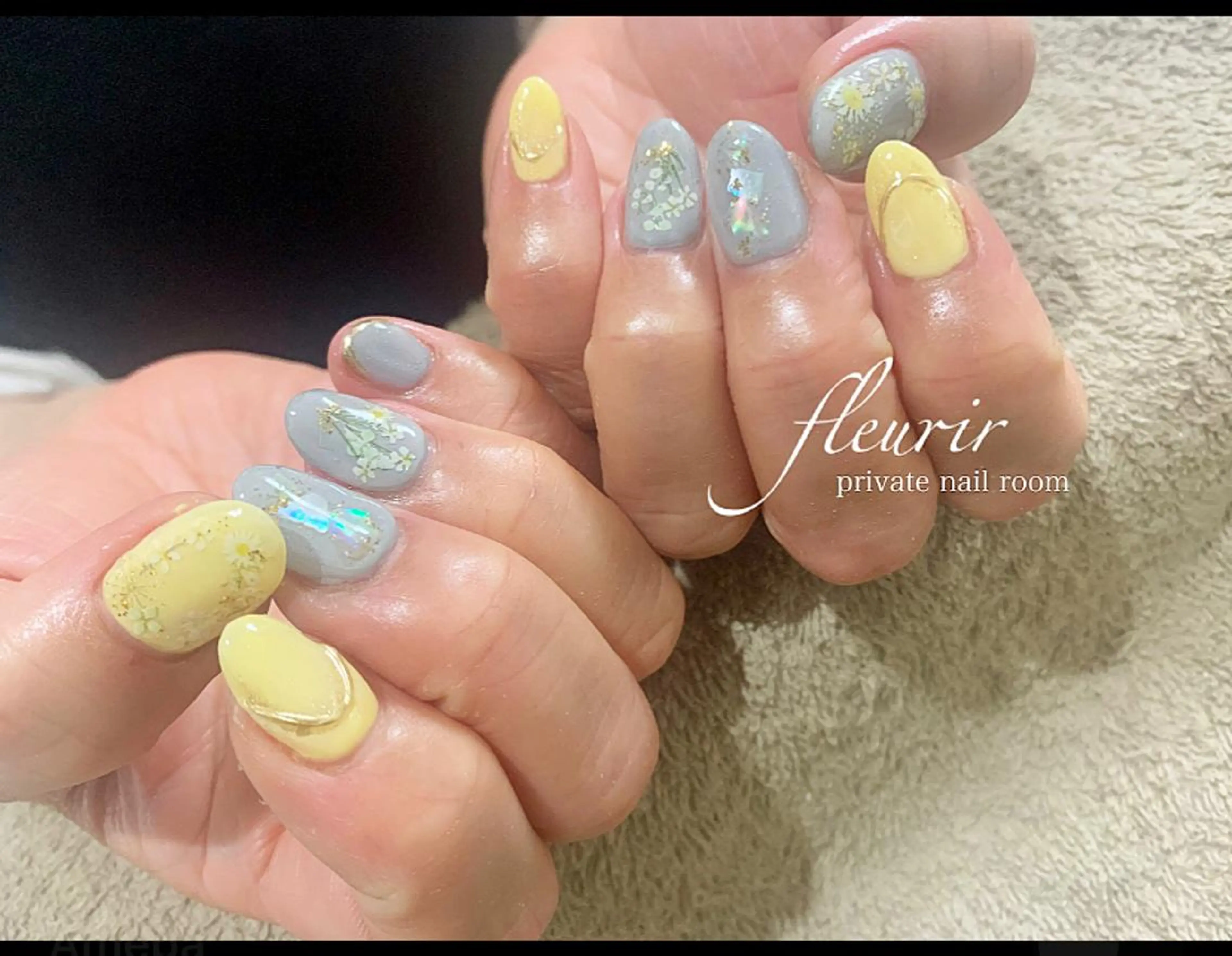 ネイル ミラーネイル 春ネイル 夏ネイル フルリール 【プライベートサロンのネイルデザイン