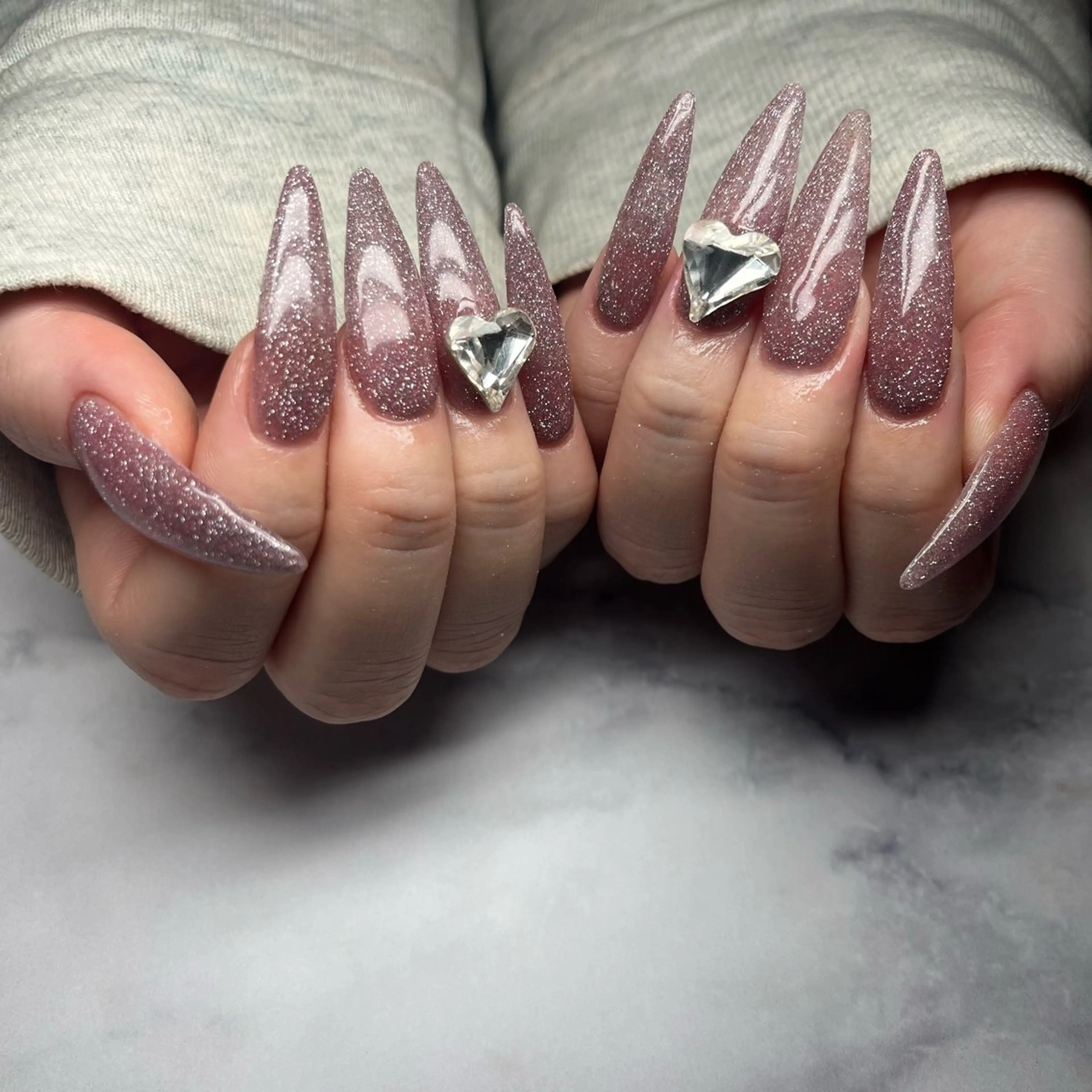 ネイル 長さ出し mingo .のネイルデザイン