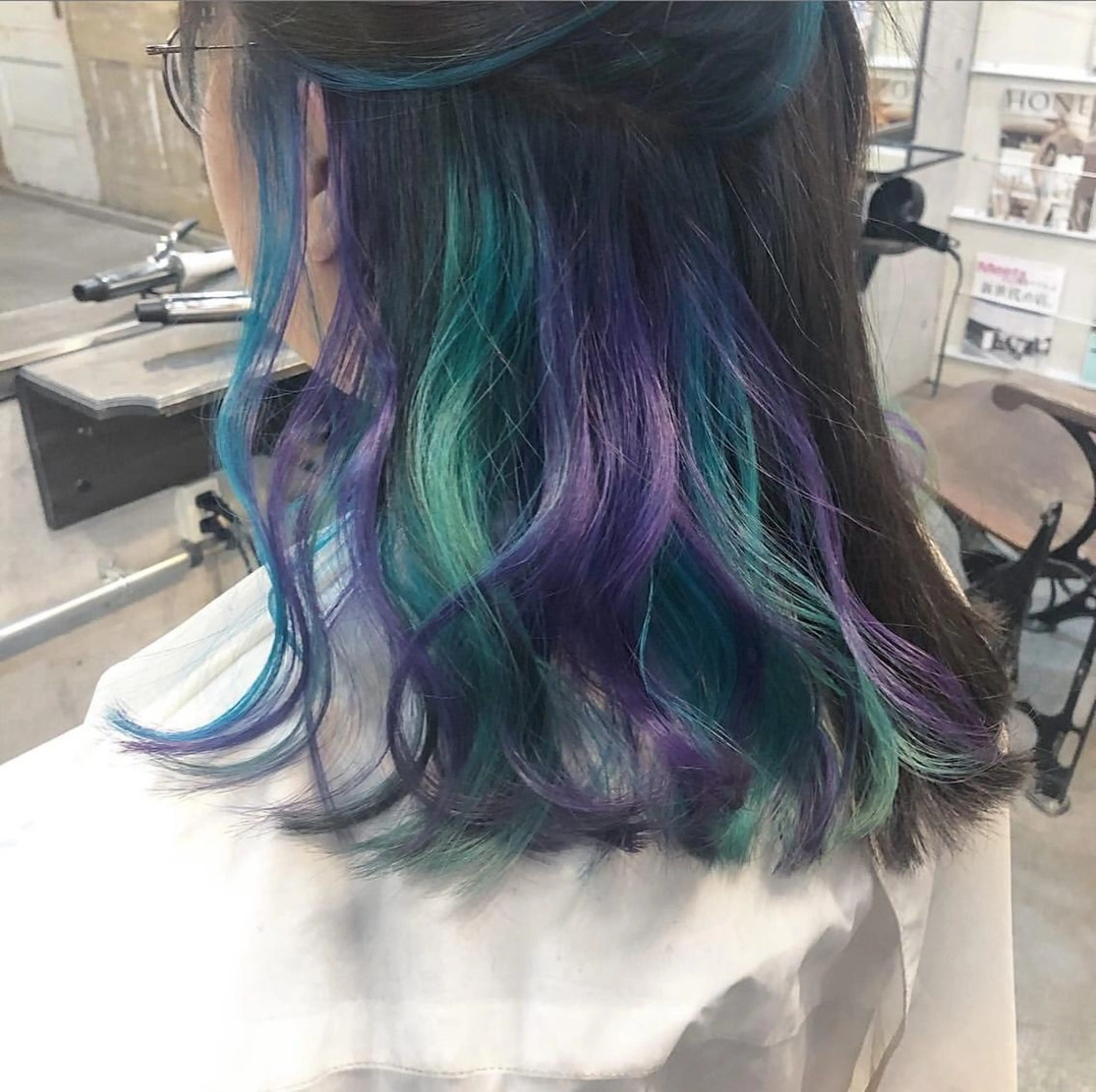 セミロング カラー clomus所属・YUKA艶髪 🌸寛ぎ部屋のヘアスタイル