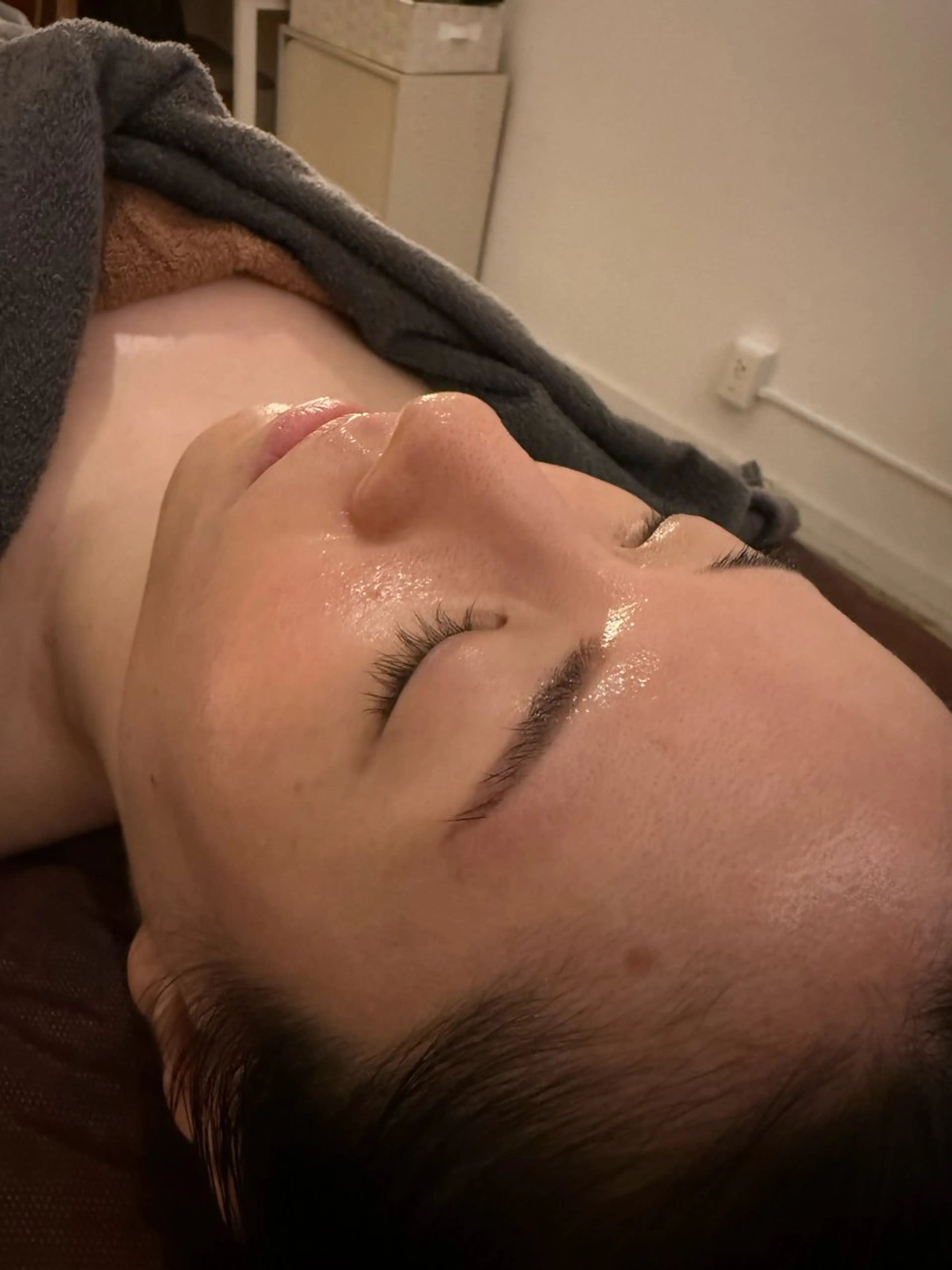 エステ GrandAzure 大人の肌改善のエステ・リラクイメージ