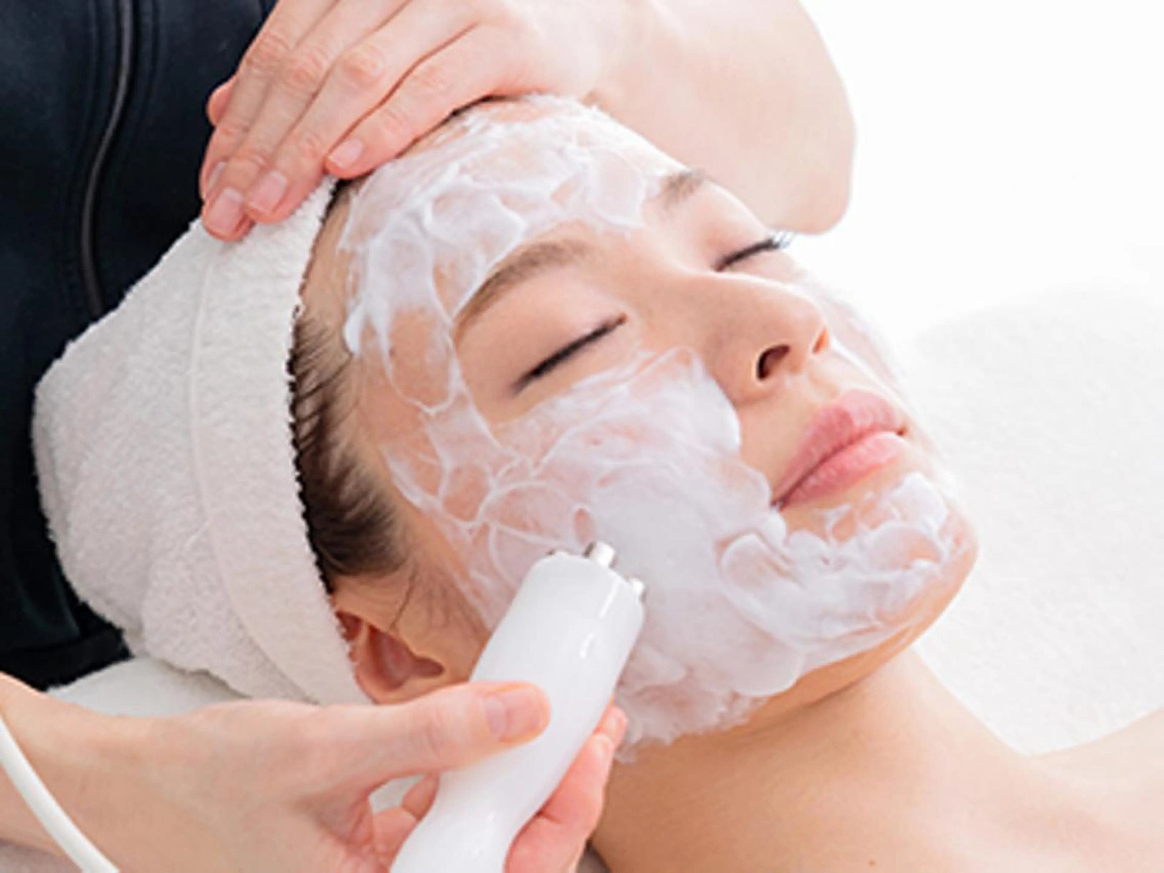 🌟minimo限定🌟目元くま+小顔/エラ張りむくみの小顔ケア◎60分¥4980の写真