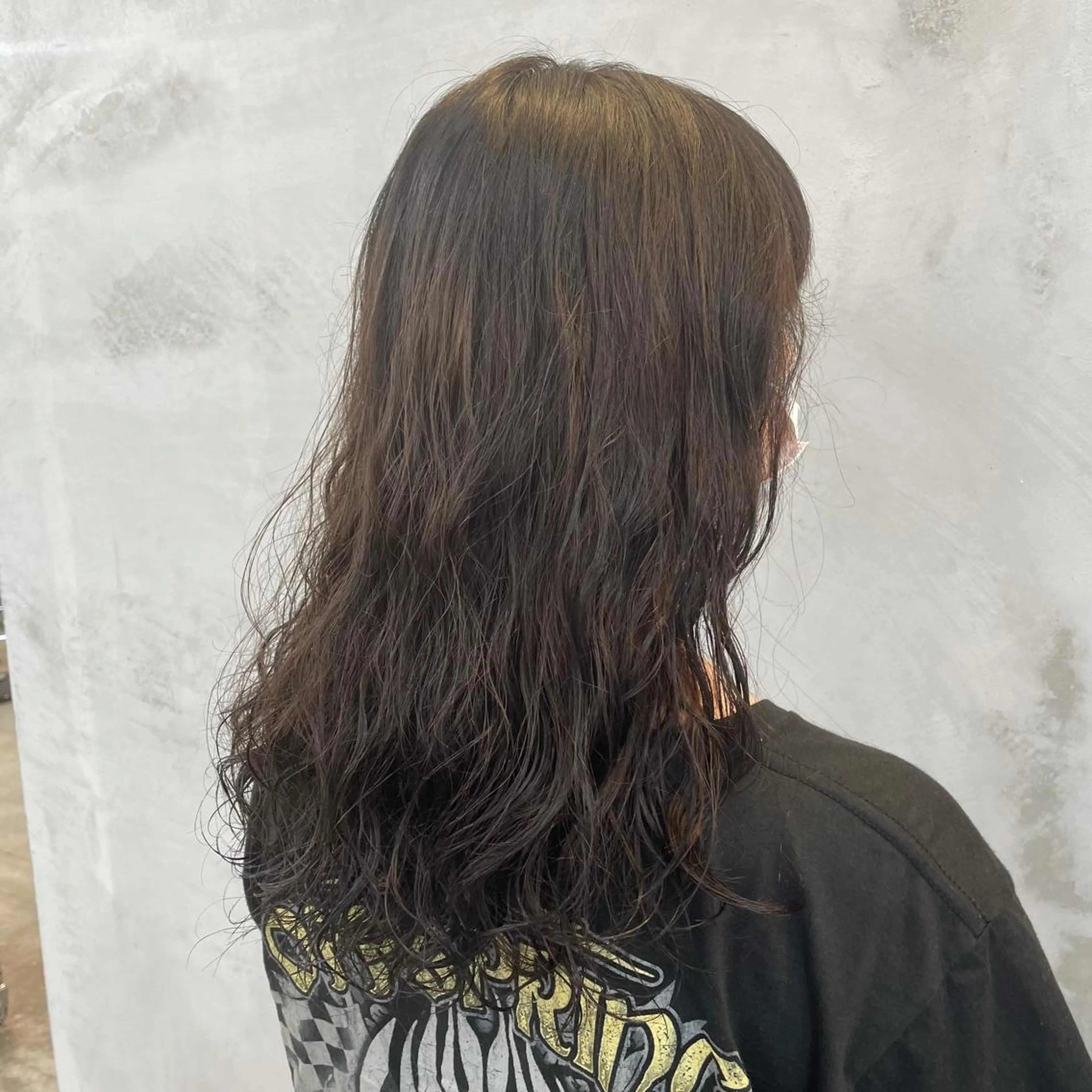 ロング パーマ カット パーマ 🫧艶髪/ブリーチ 🐳honami🫧のヘアスタイル