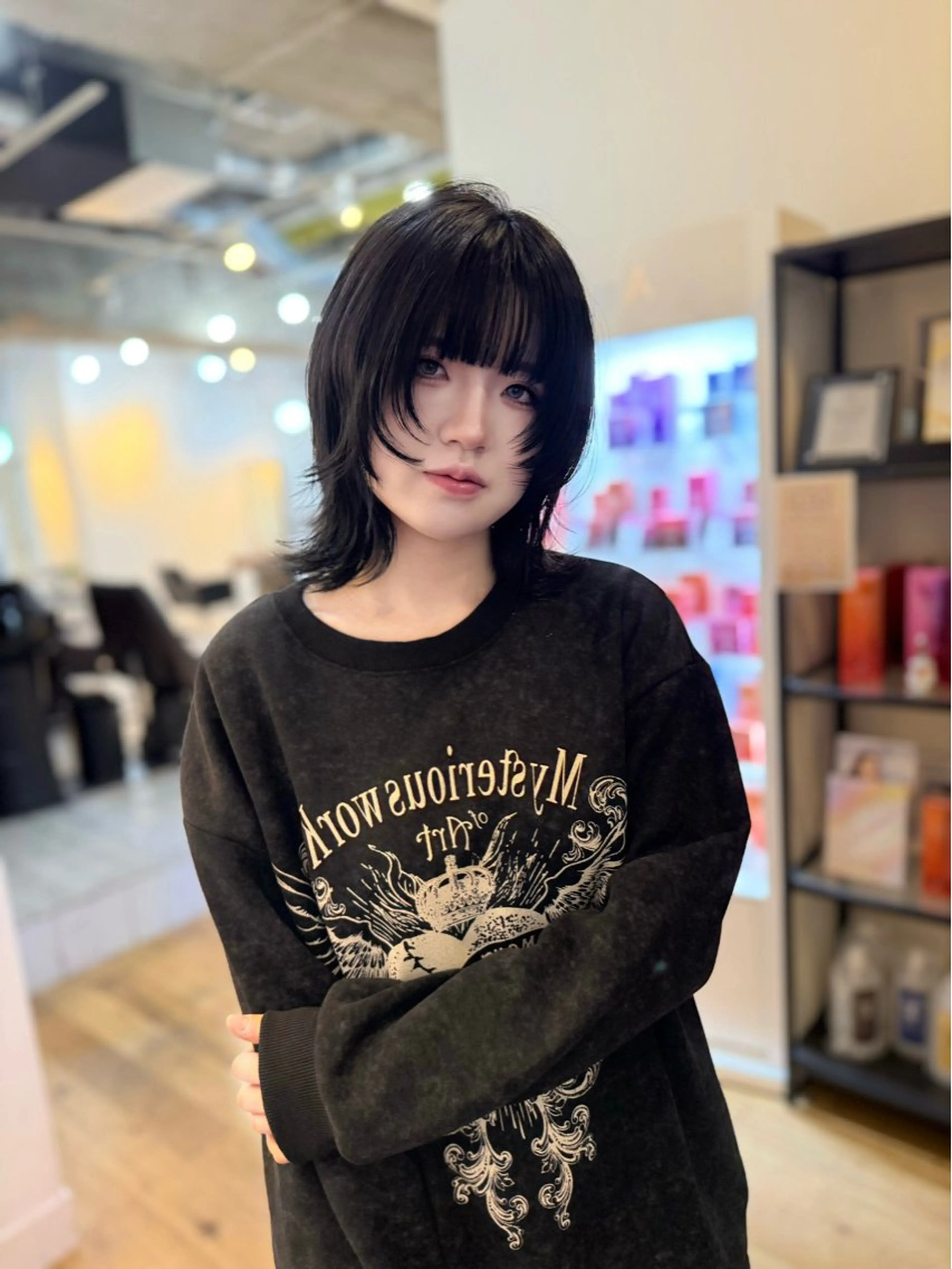 ミディアム レイヤーカット カット Bei Licoldo.所属・マツオカ マコのヘアスタイル