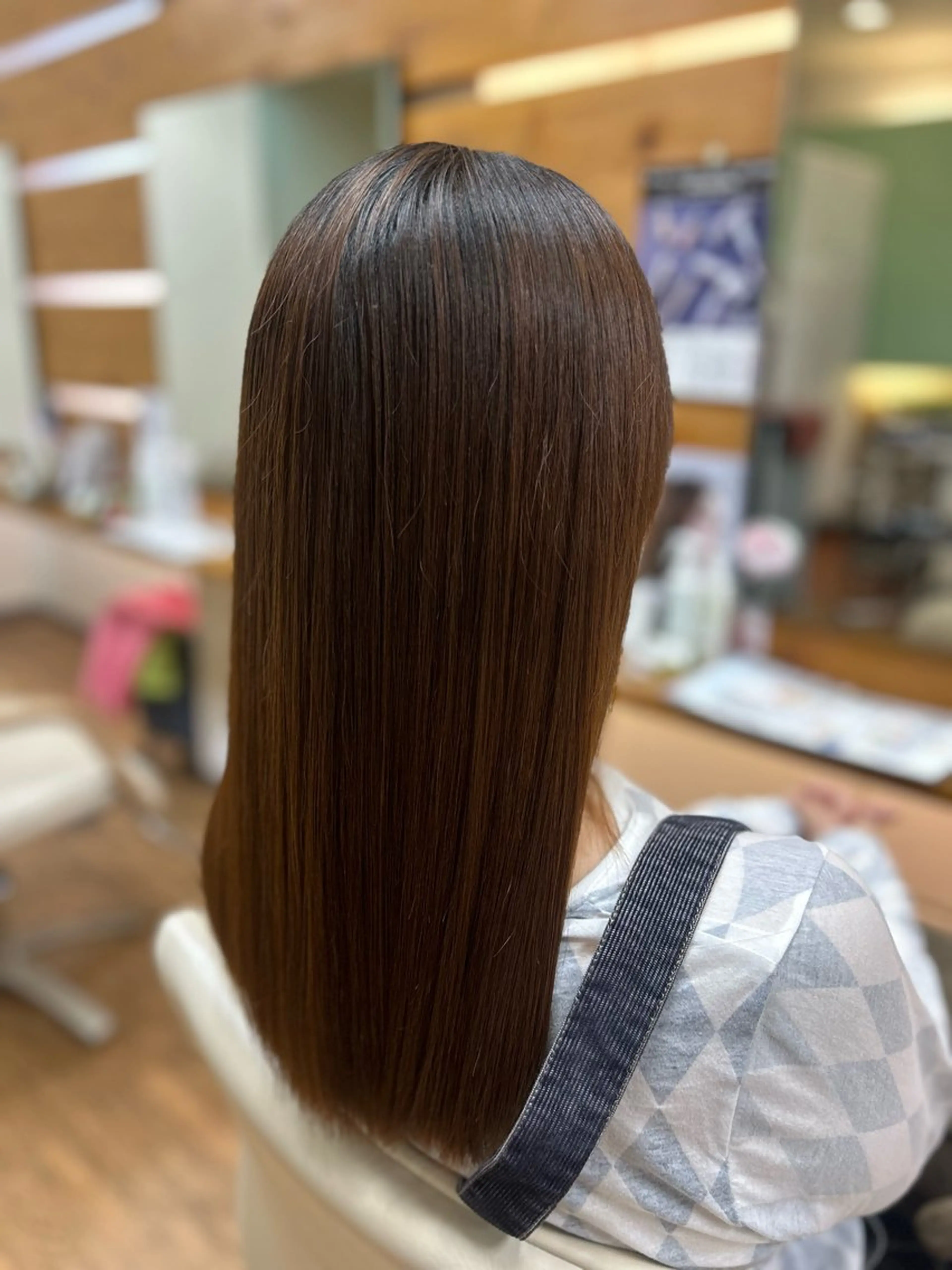 ロング 神谷 千明のヘアスタイル