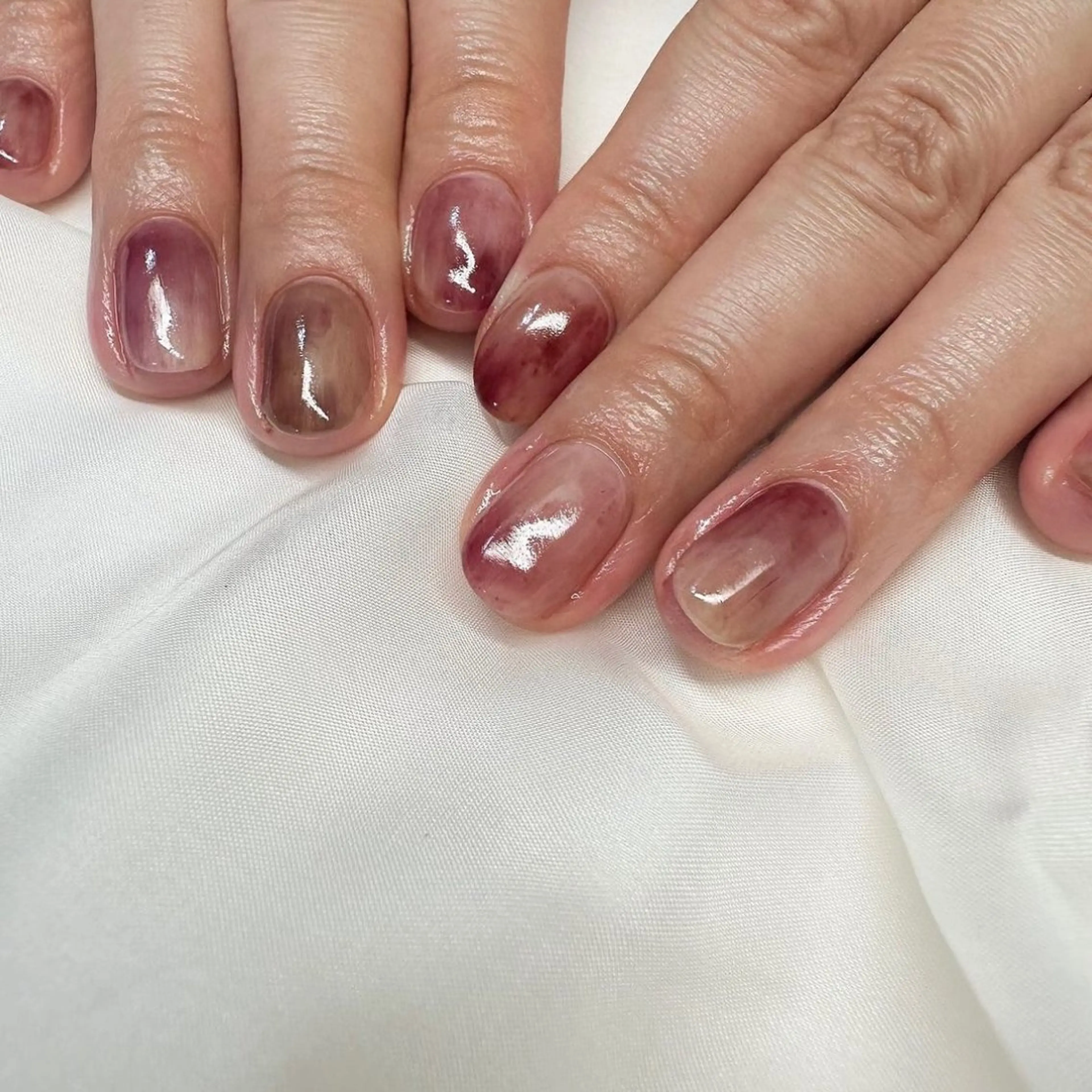 ネイル クリアネイル 氷ネイル・うるうるネイル 韓国ネイル ニュアンスネイル ピンク 🪞KAPE NAIL 🪞のネイルデザイン