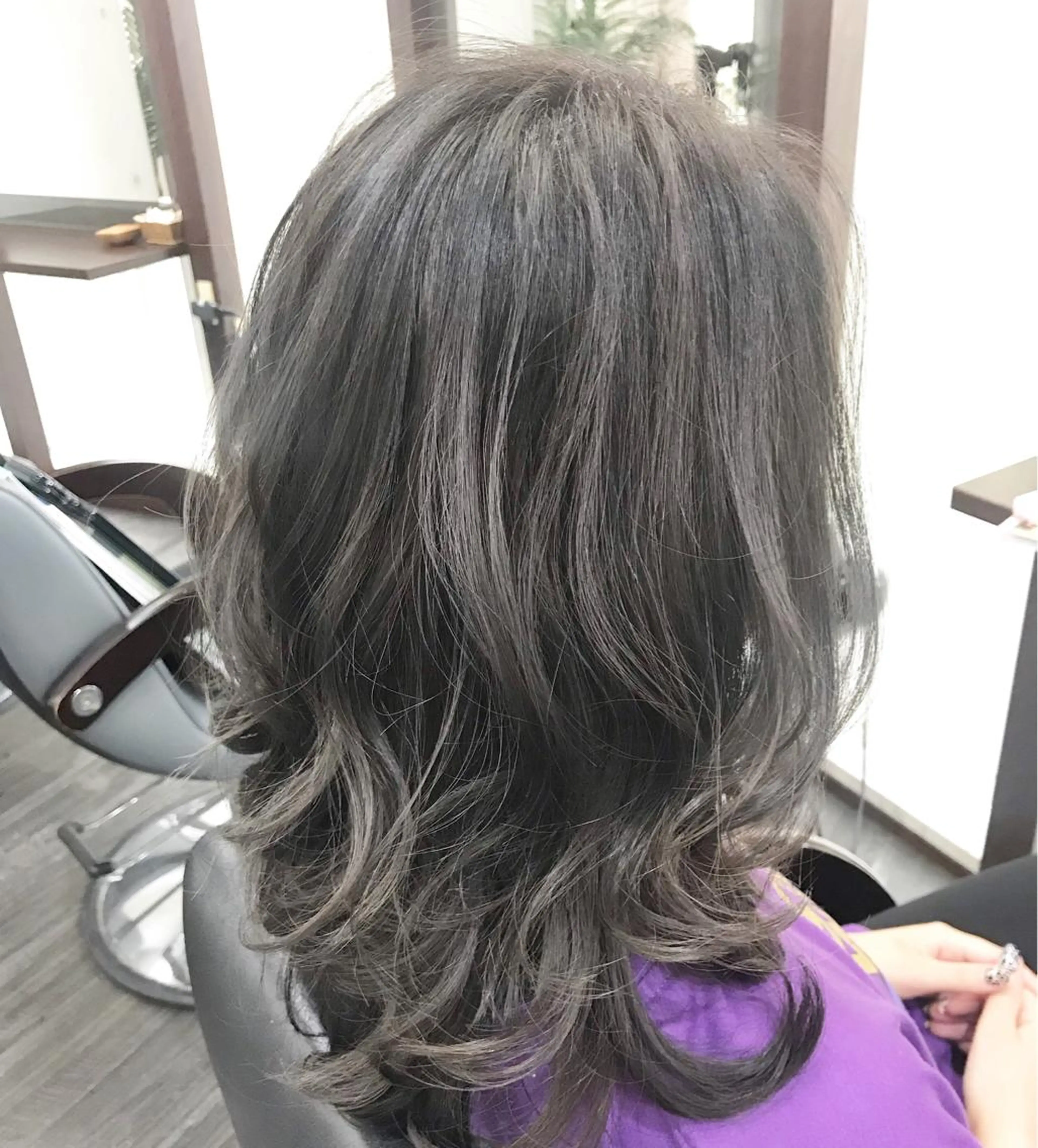 セミロング カラー グレージュ カット ヘアカラー トリートメント cocoru所属・＊横浜駅＊ 金子 誠也のヘアスタイル