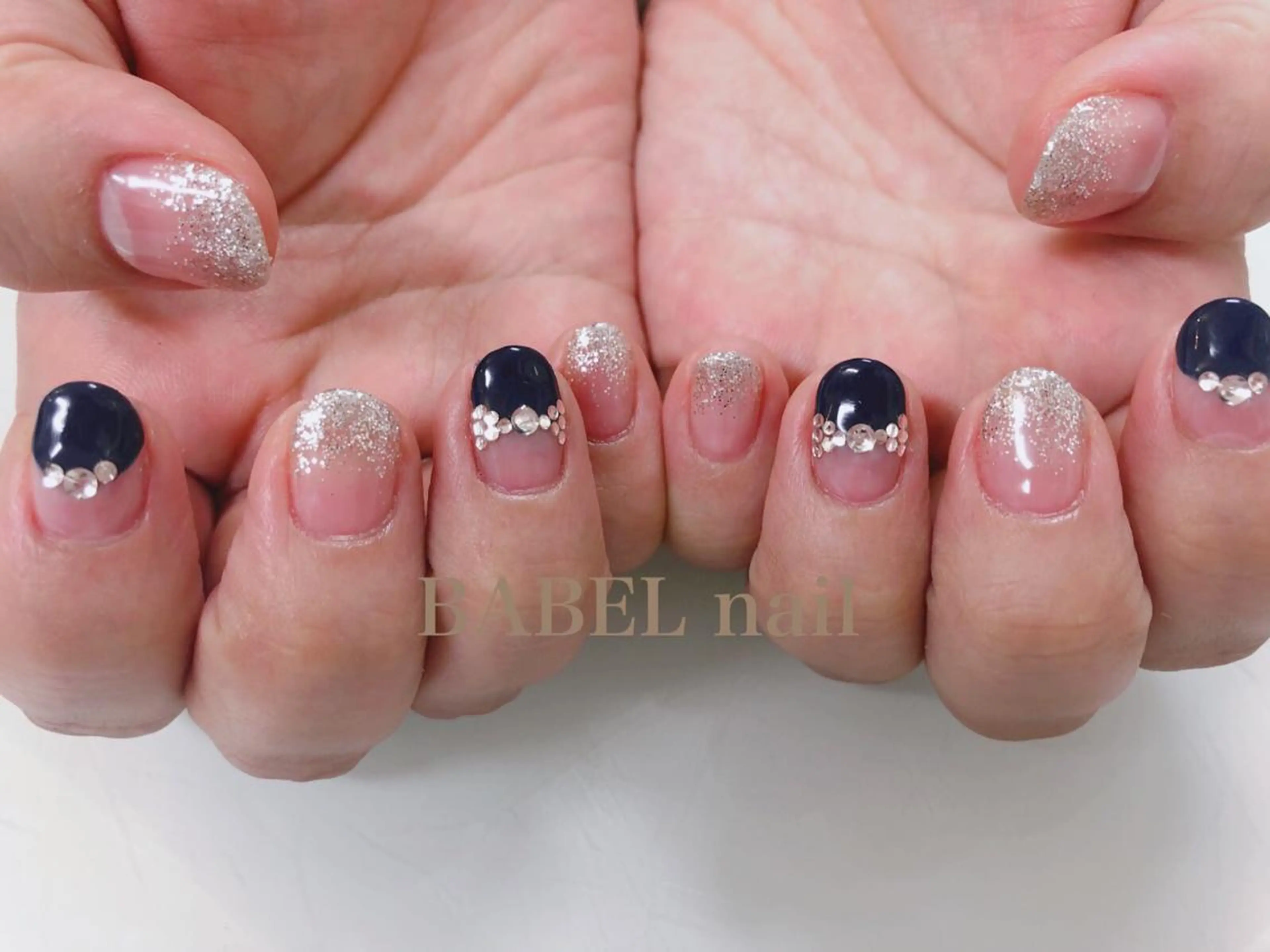 ネイル BABELバベル所属・江戸川橋✨BABEL 【バベル】大人可愛いのネイルデザイン
