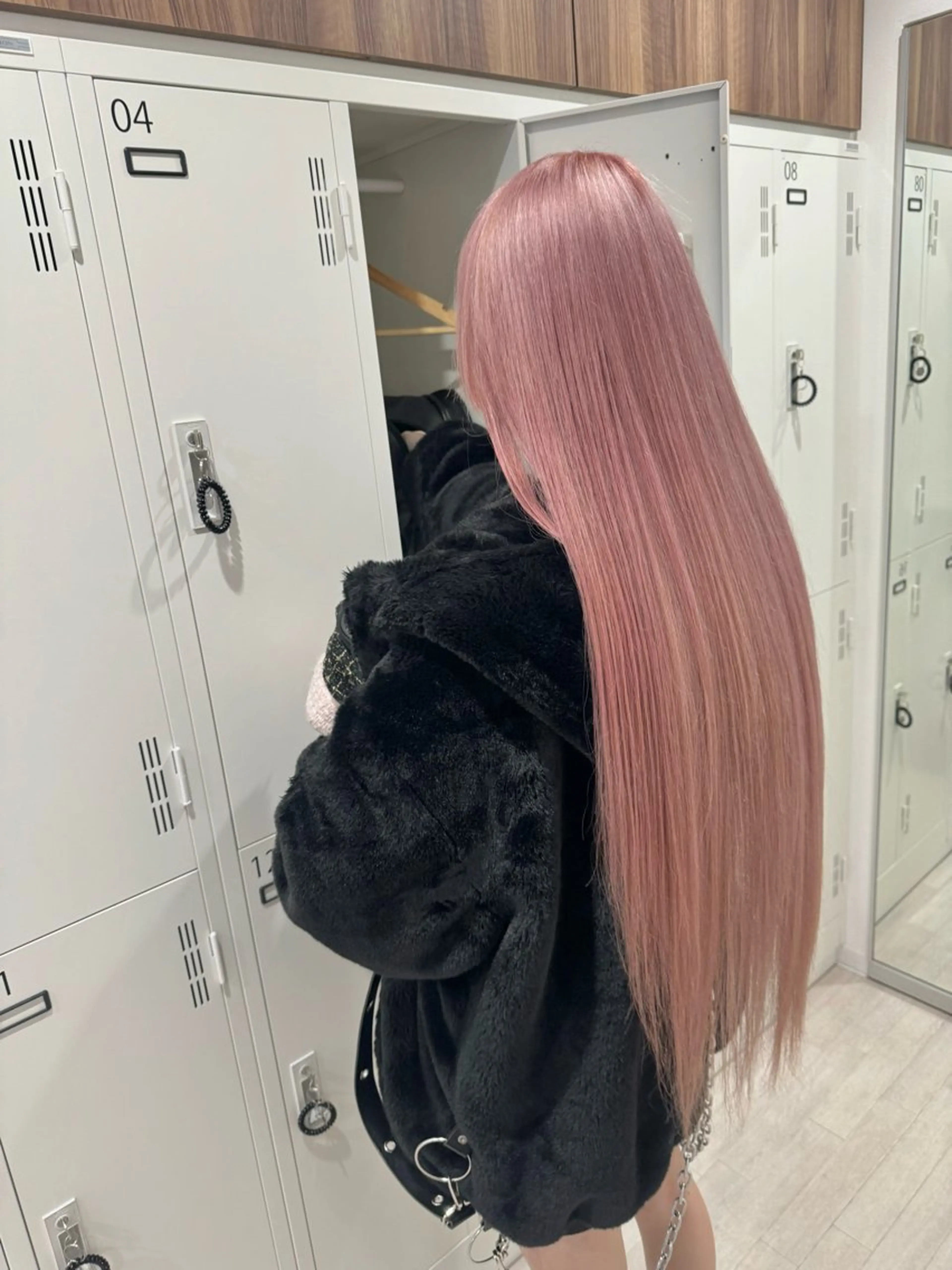 ロング カラー ヘアカラー Re:st所属・Miyavi/カラー ショートボブのヘアスタイル