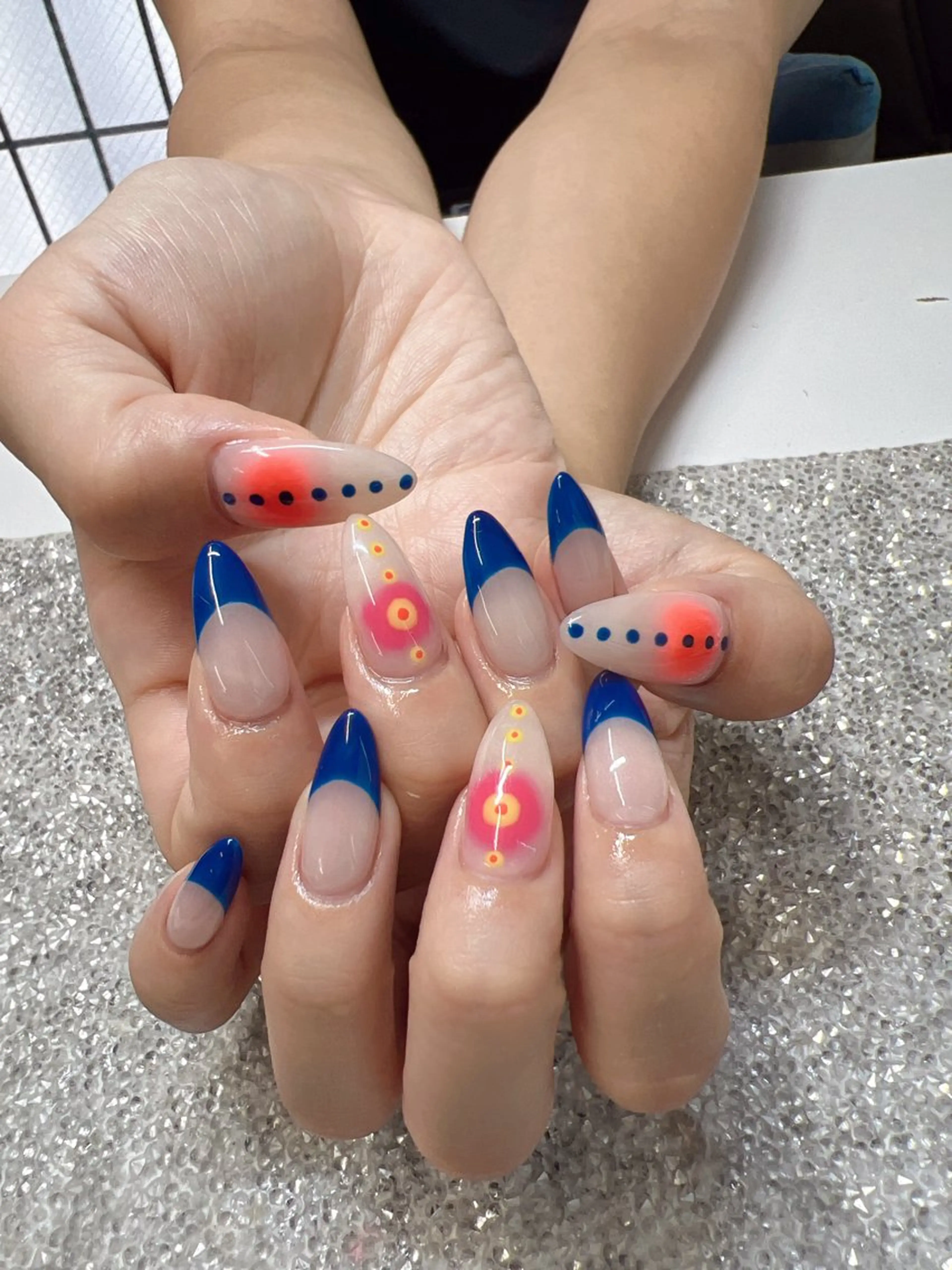 ネイル Guarendo錦糸町店所属・ガレンドウ 白澤 愛子のネイルデザイン