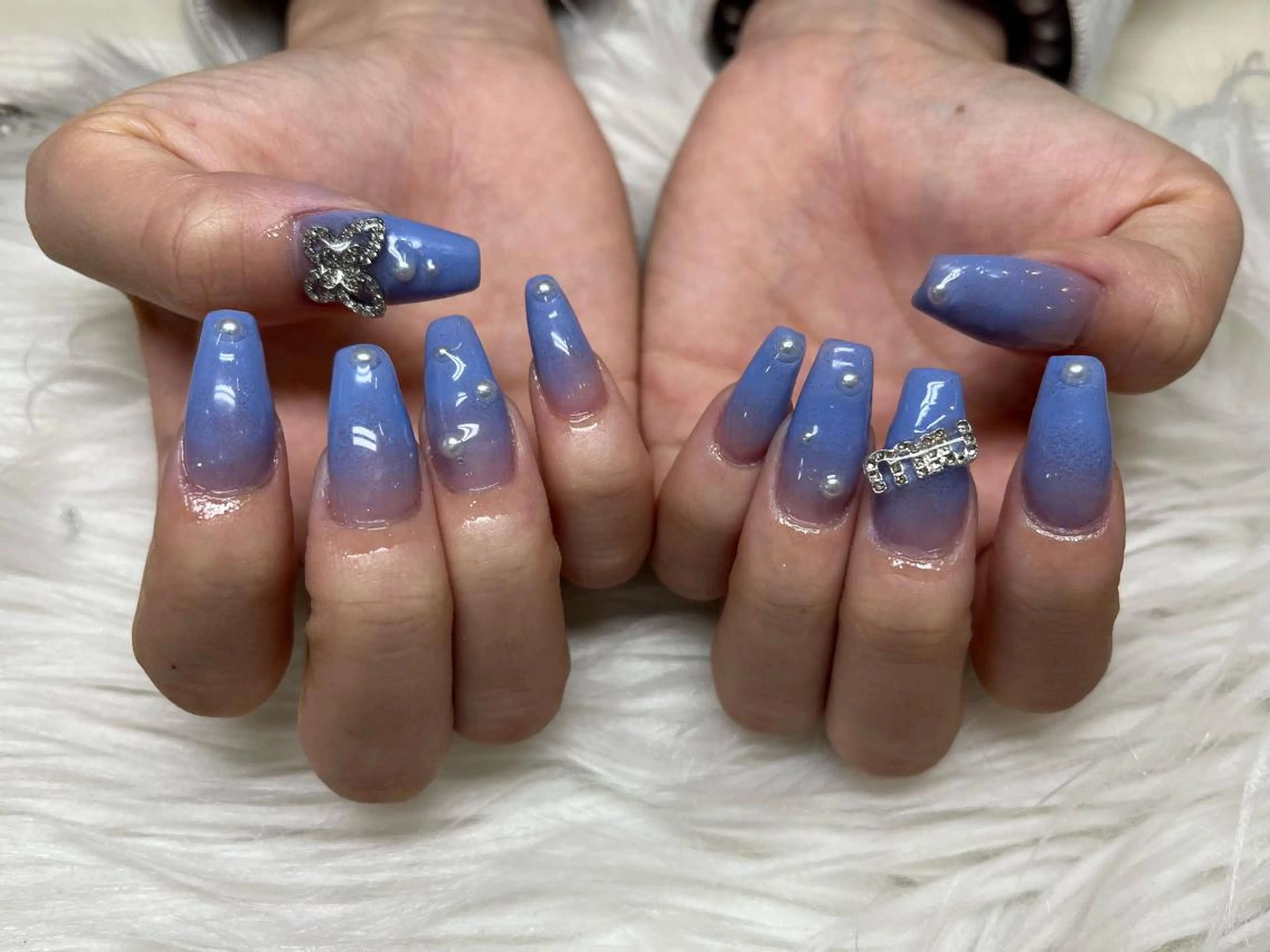 ネイル ハンドネイル SOARE🤍 🤍のネイルデザイン