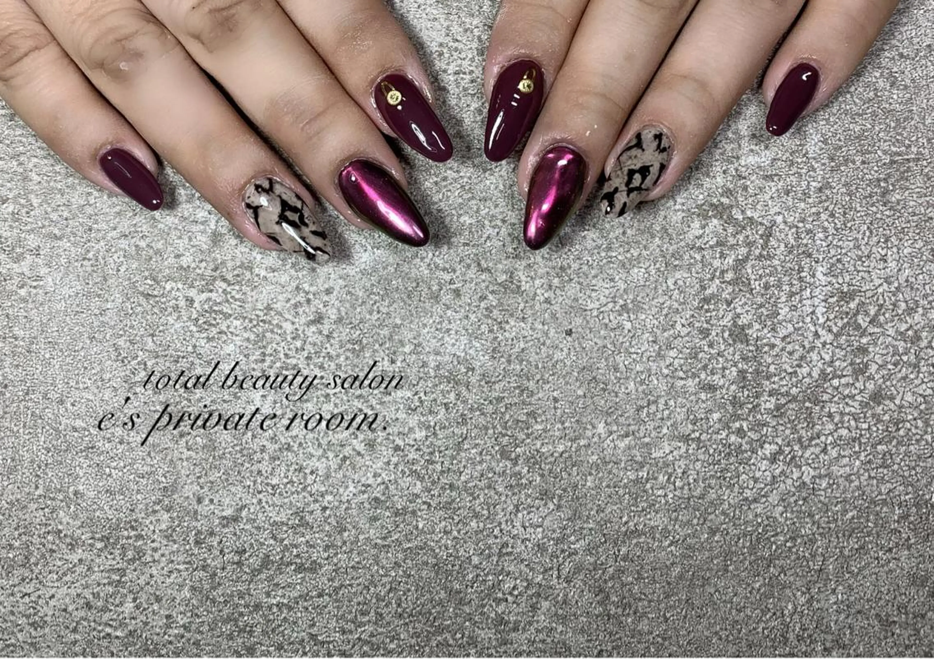 ネイル LAVISH nail salonのネイルデザイン