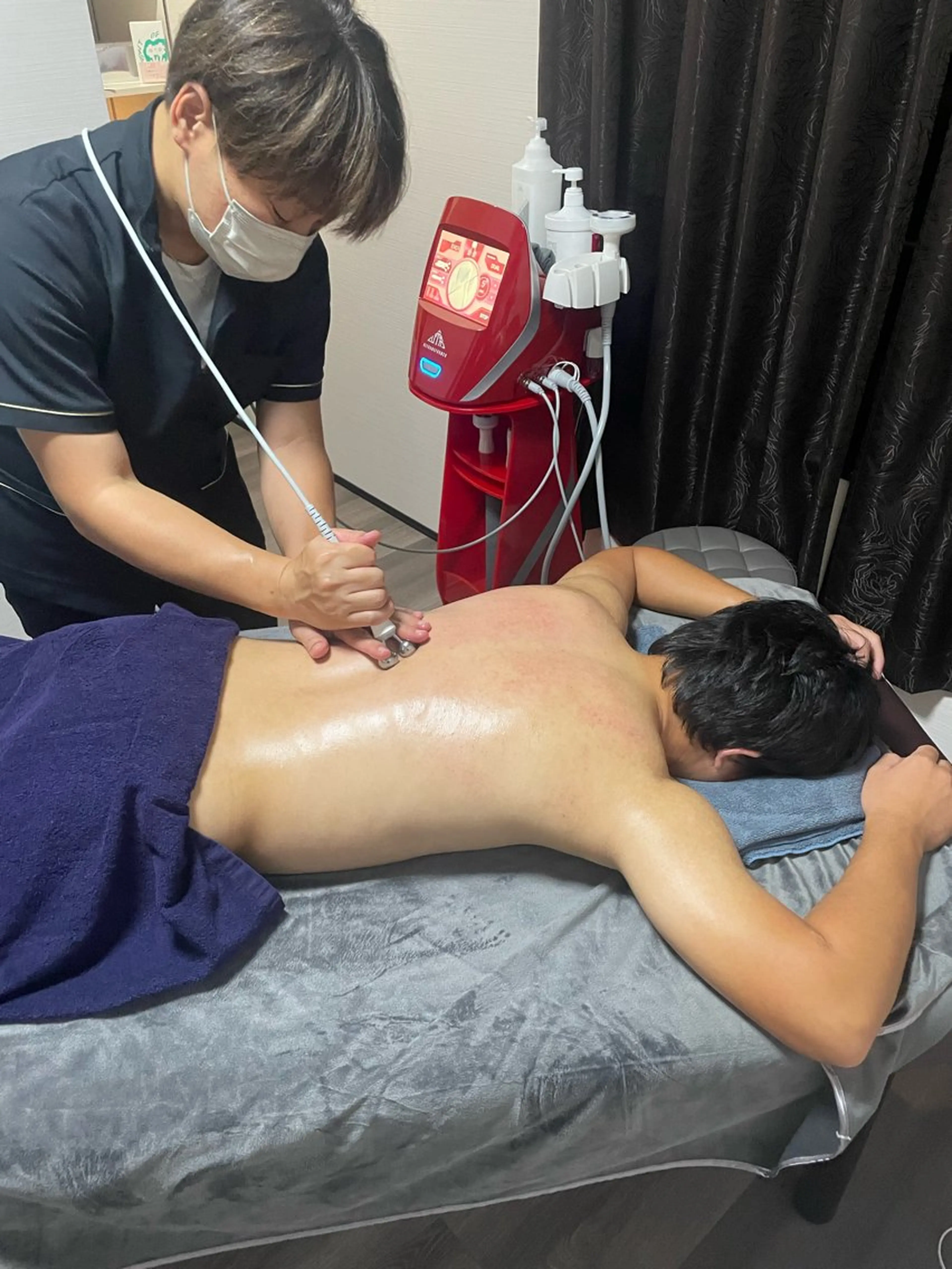 【メンズ限定】ウルトラ筋膜リリース＋リンパマッサージ90分(上半身、下半身、肩、背中、腰など、気になる箇所を指定可)の写真