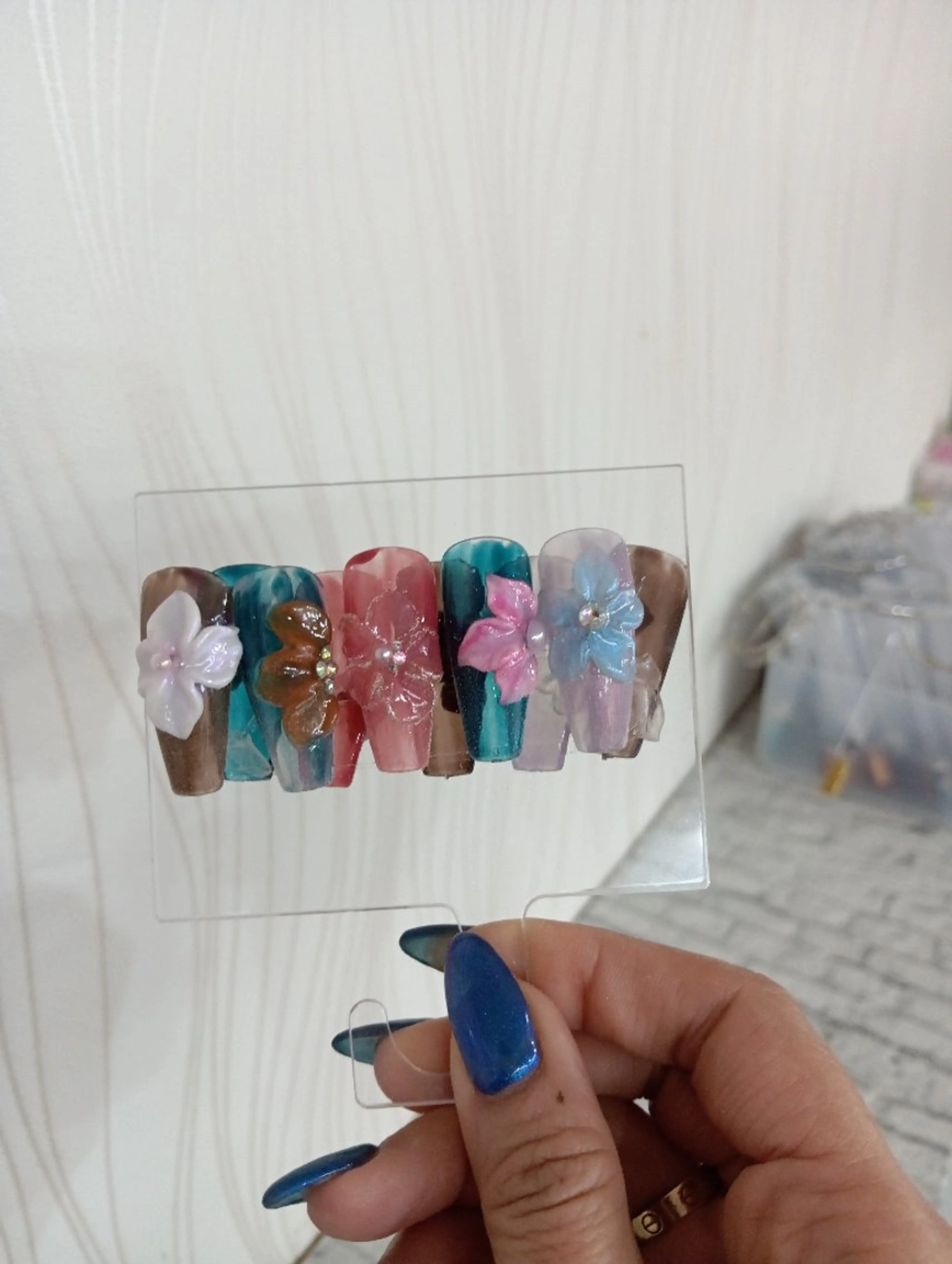 ネイル ハンドネイル VANNAILSALON 本厚木店所属・VANNAIL 本厚木店のネイルデザイン