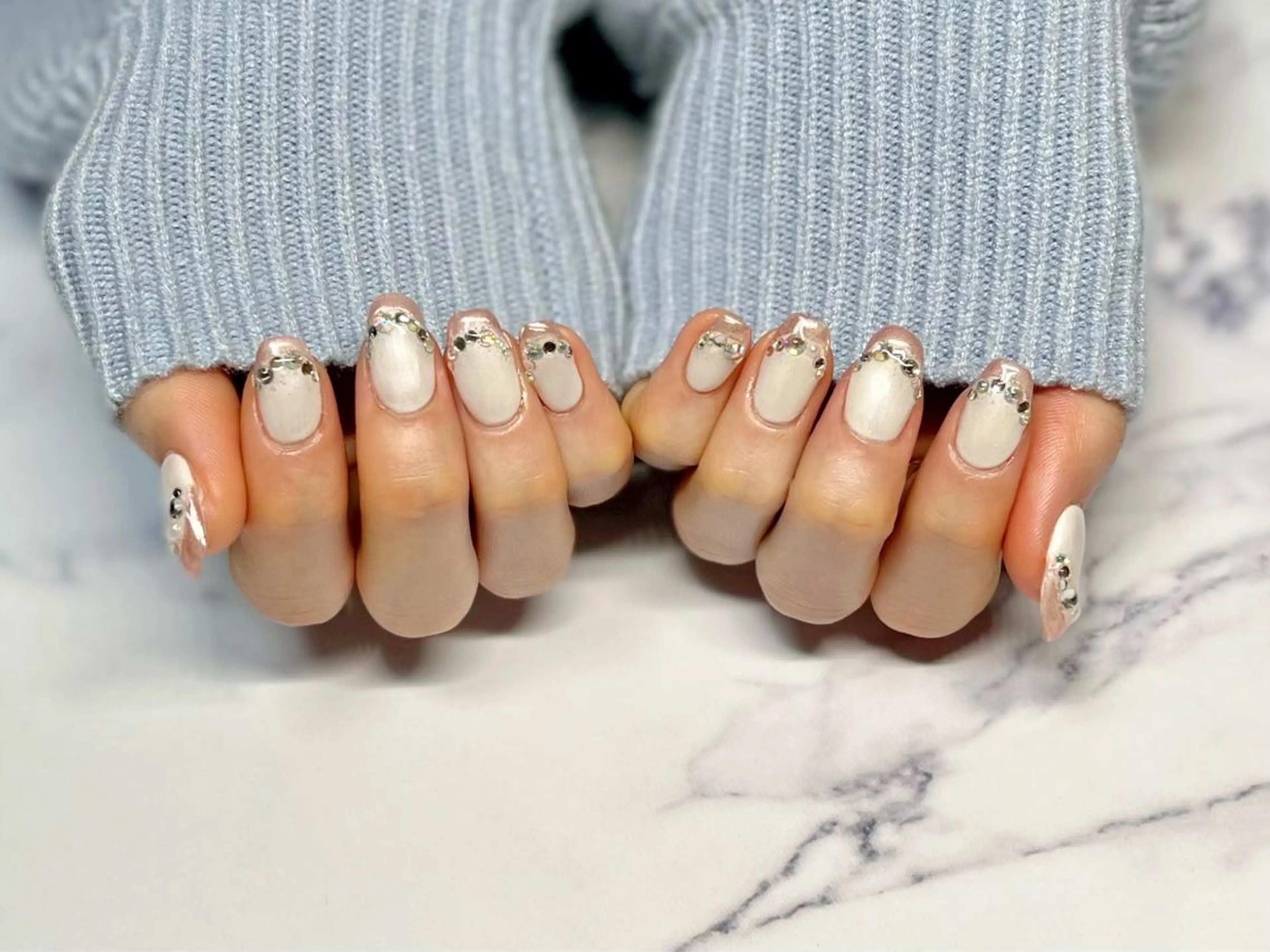 ネイル フレンチネイル 韓国ネイル ミラーネイル ストーンネイル shonan_ kairiのネイルデザイン