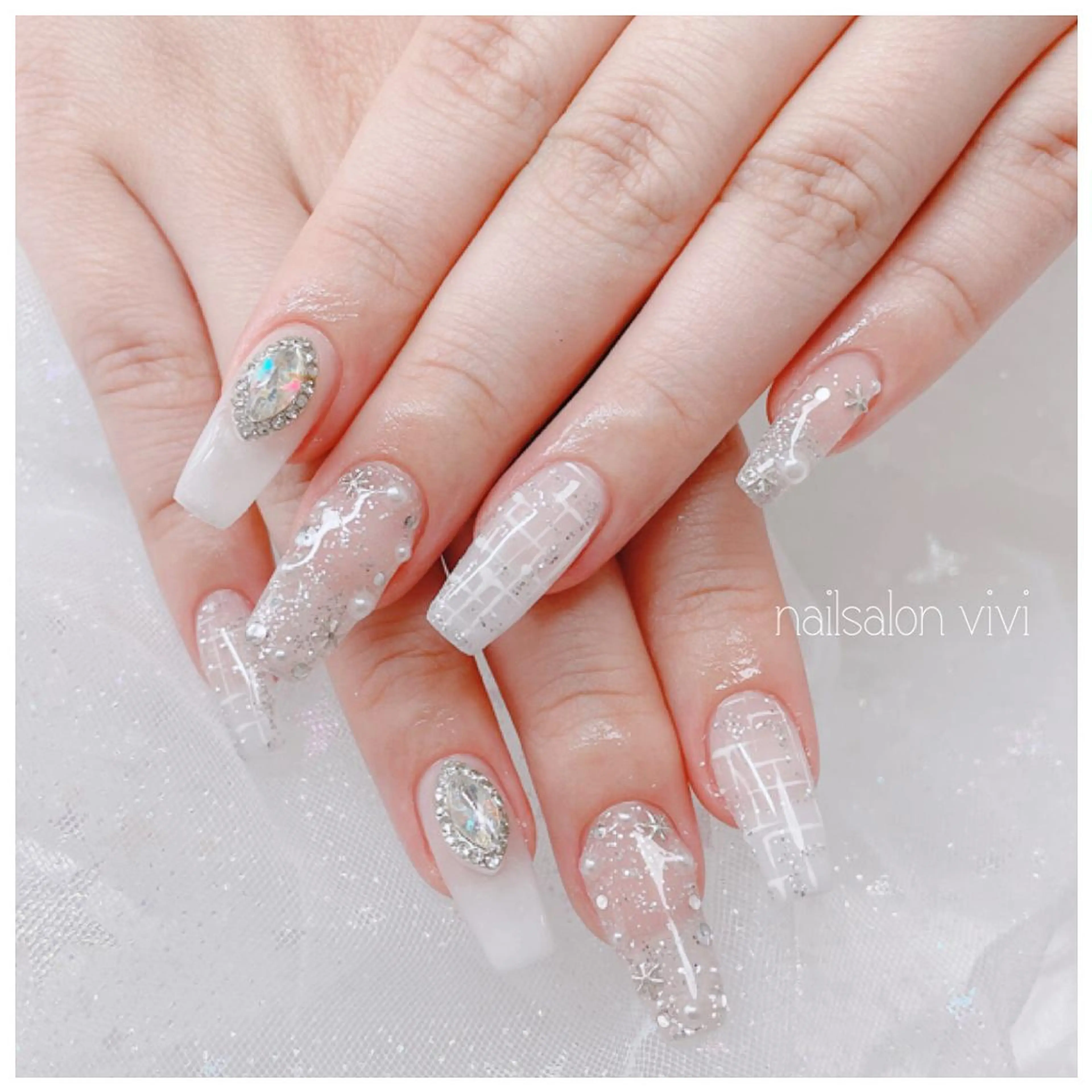 ネイル ＶＩＶＩ nailsalonのネイルデザイン