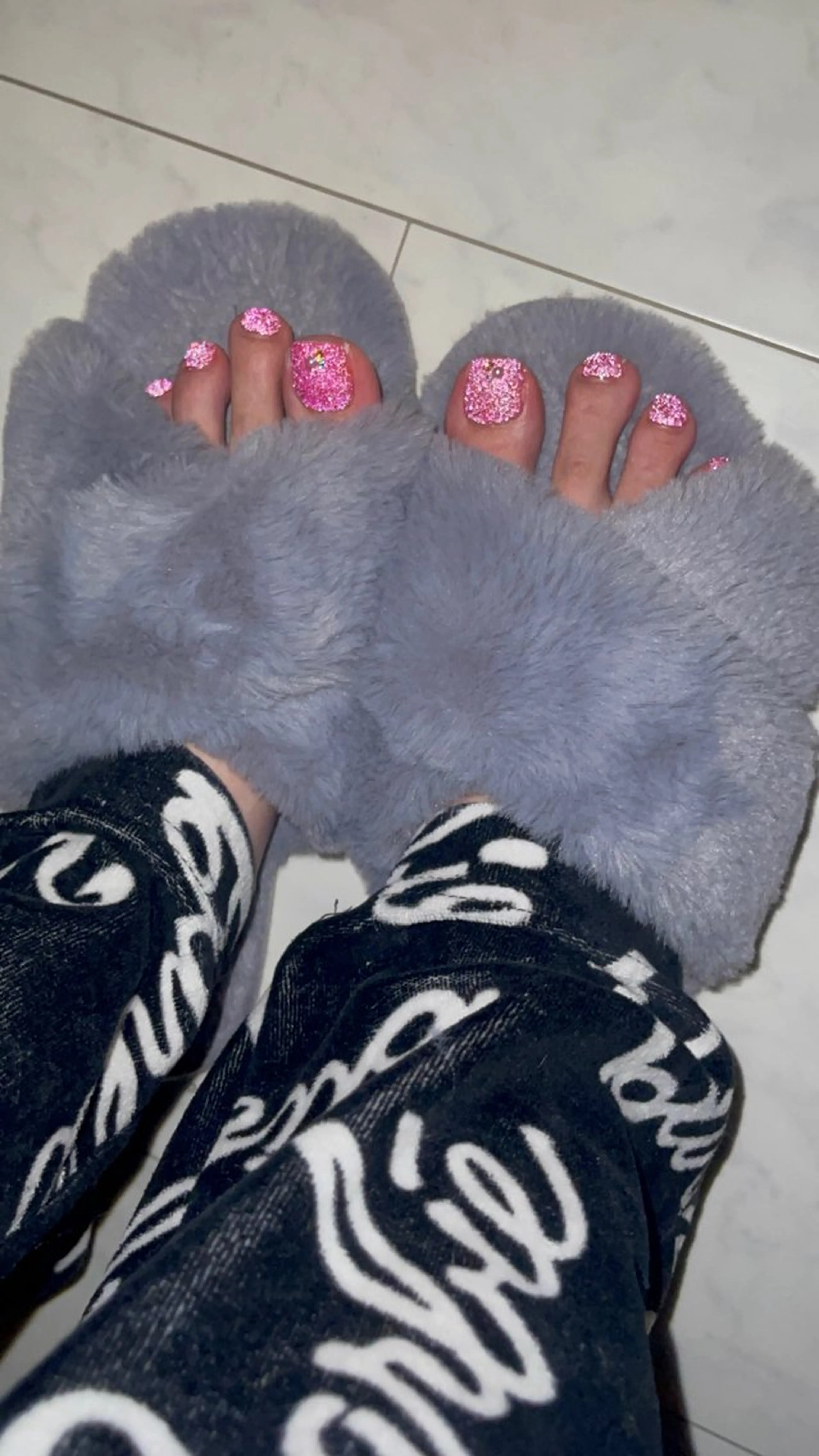 ネイル フラッシュネイル フットネイル CLAIRE 〚クレア〛のネイルデザイン