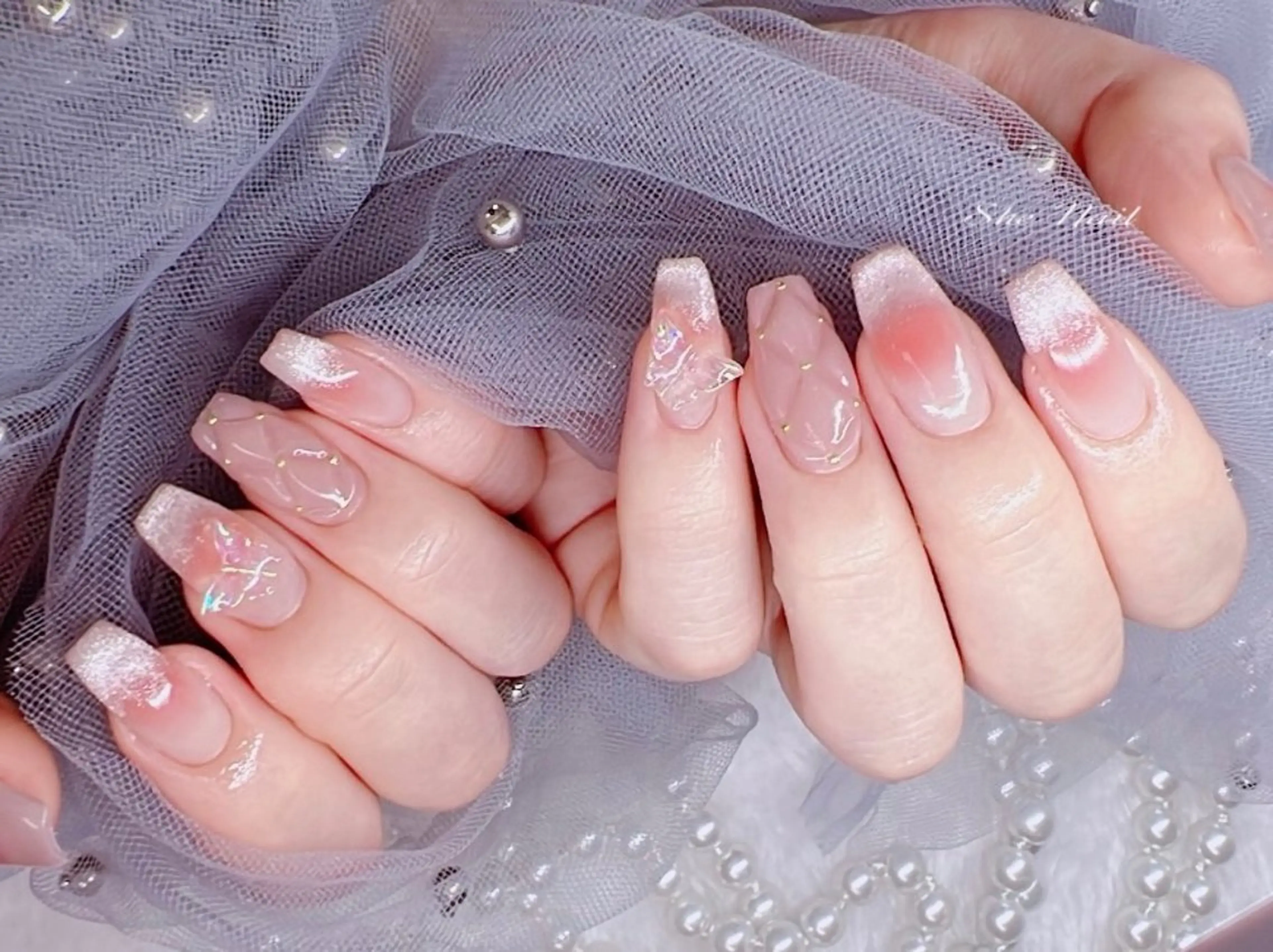 ネイル チークネイル フレンチネイル ハート キラキラネイル マグネットネイル ハンドネイル She   Nail所属・ISA_ BELLAのネイルデザイン