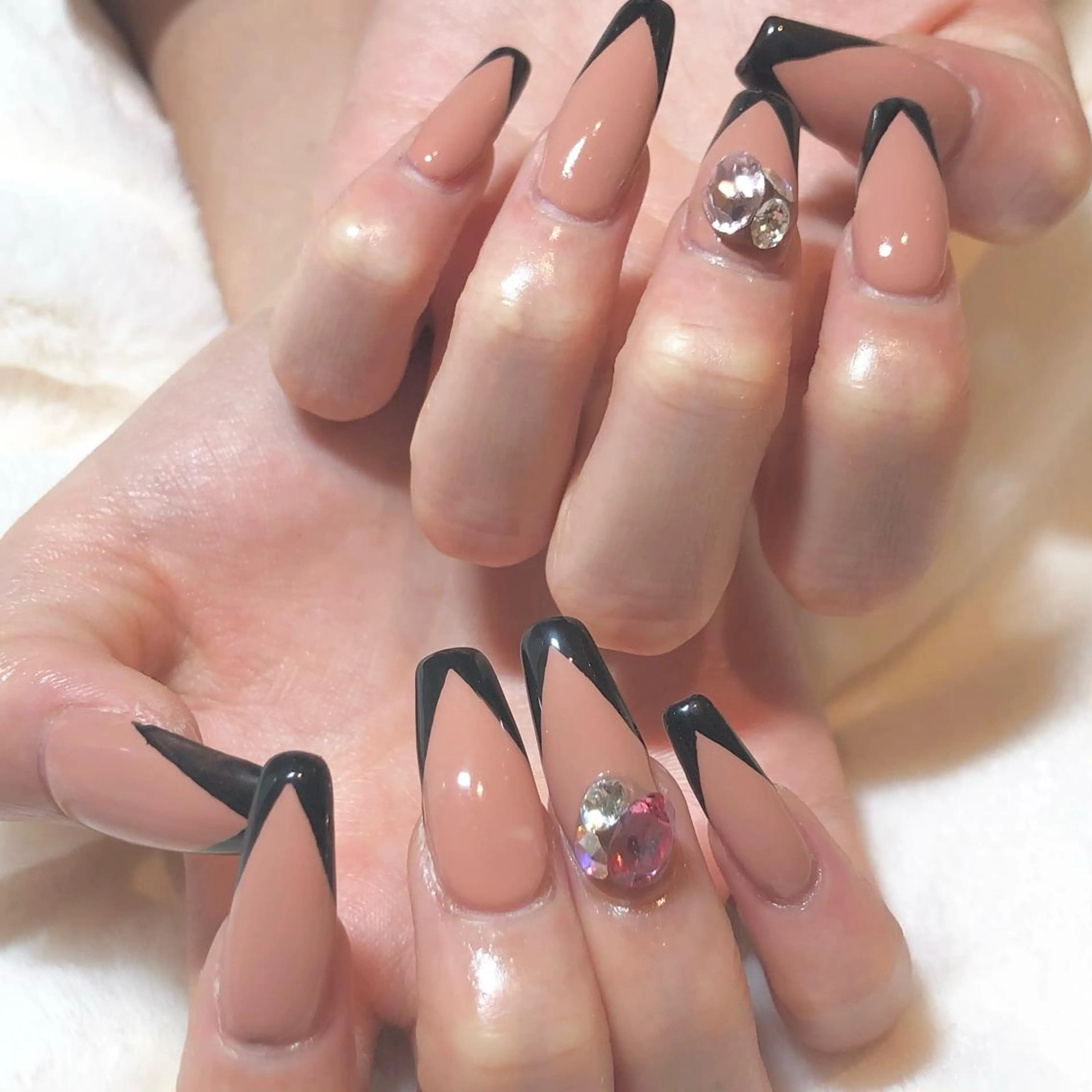 ネイル ドライヘッドスパ 名古屋駅徒歩5分のエステ・リラクイメージ