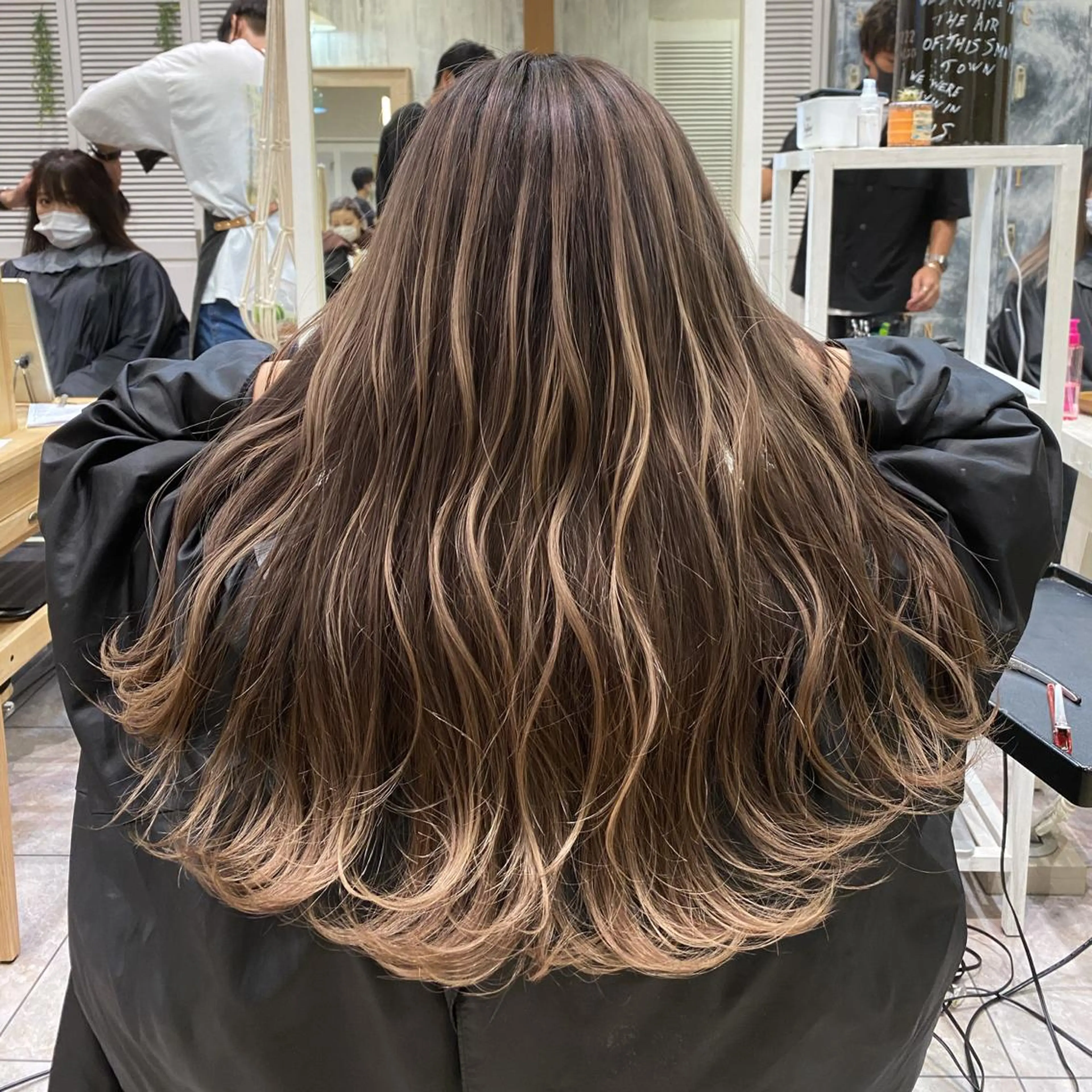 ロング カラー バレイヤージュ レイヤーカット 🌈透明感カラー ✨松田龍也🌈のヘアスタイル