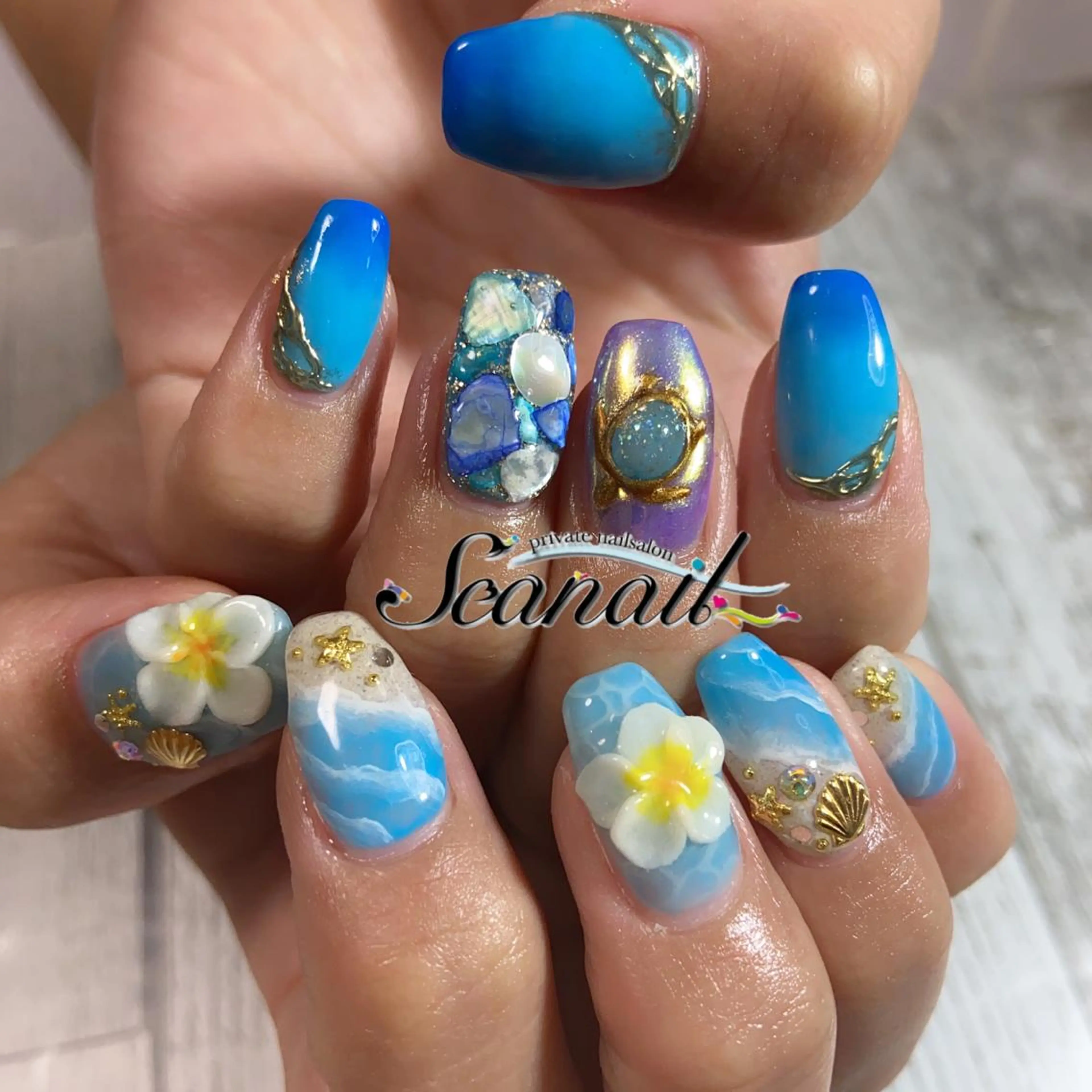 ネイル アートネイル ブルー フットネイル ジェルネイル 持ち込み 小尾 栞のネイルデザイン