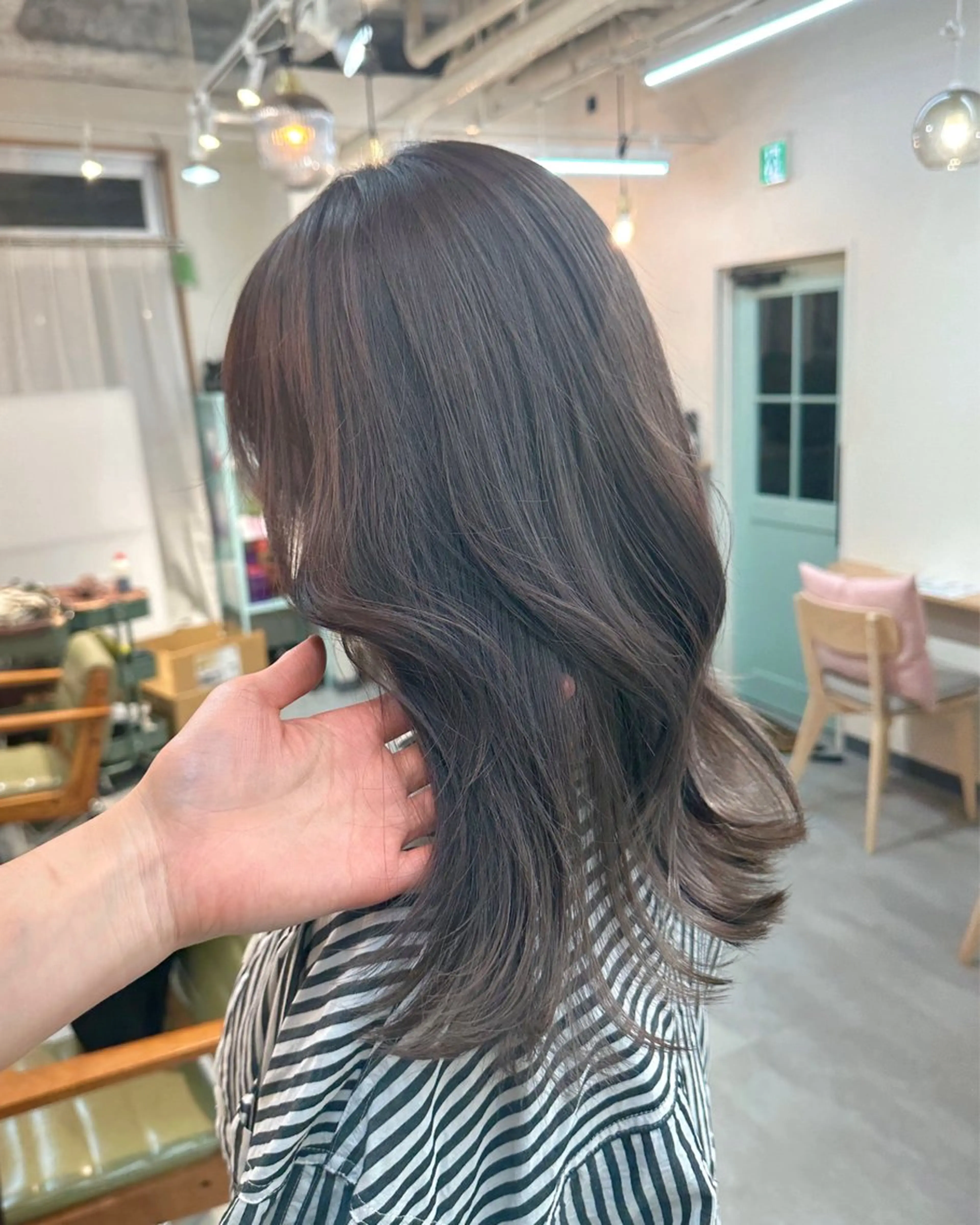 セミロング カラー ヘアカラー 韓国レイヤー　船橋 徒歩5分/小川友美のヘアスタイル