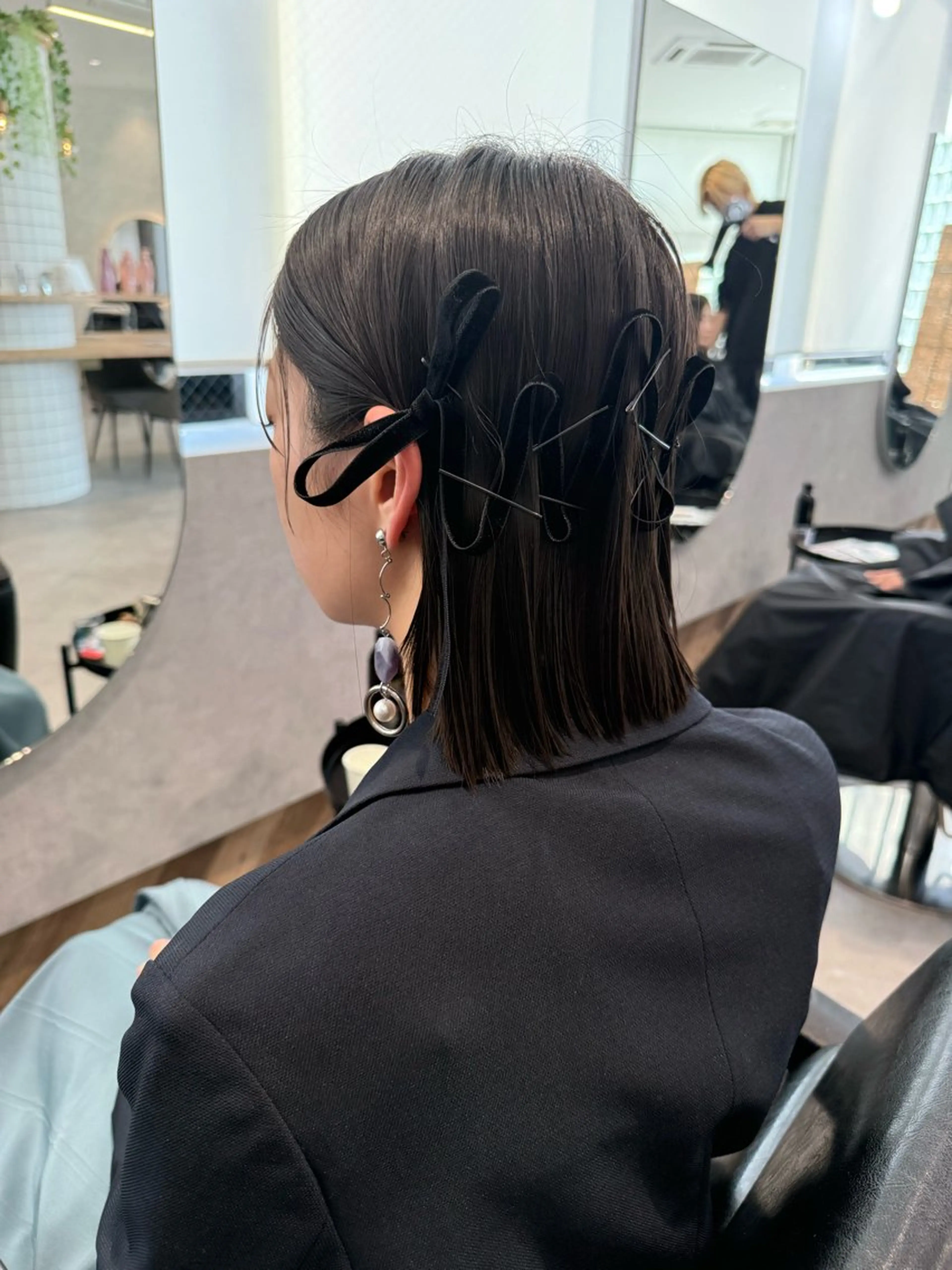 ショート ボブ ヘアセット 柴田樹/大人可愛い 艶髪カラー/髪質改善のヘアスタイル