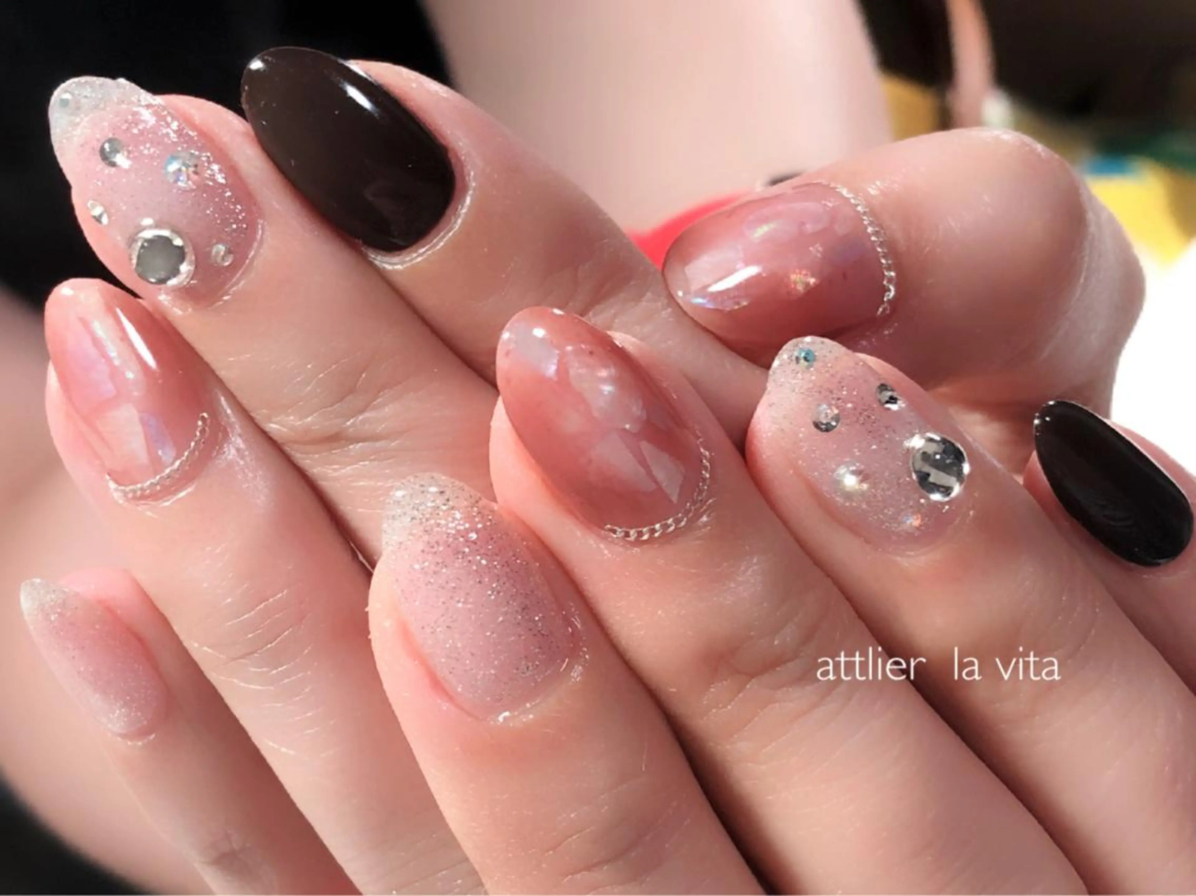 ネイル atelier la vita所属・lavita. mimuraのネイルデザイン