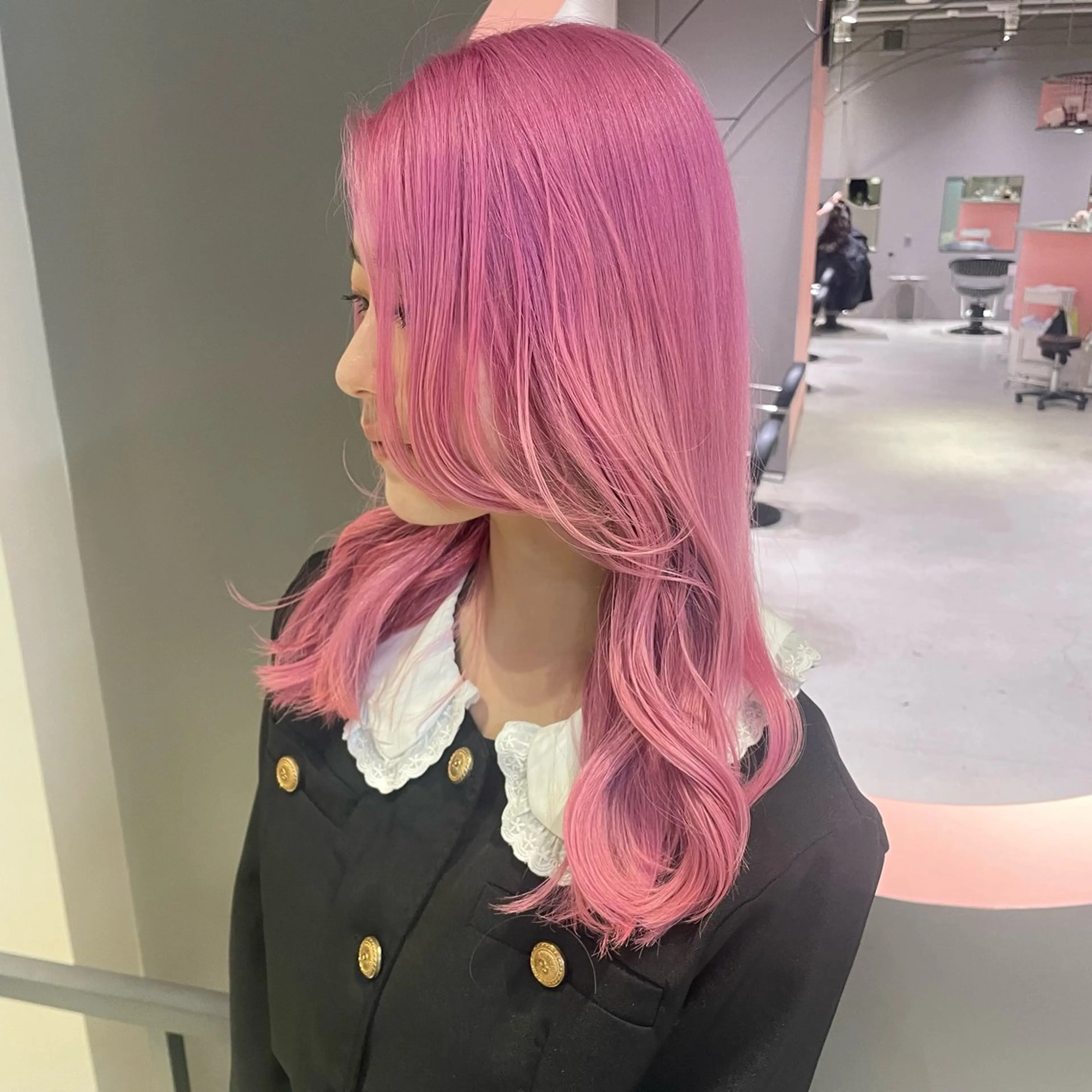 ロング カラー ブリーチ ピンクカラー il buddyhair所属・ないとう ゆうかのヘアスタイル