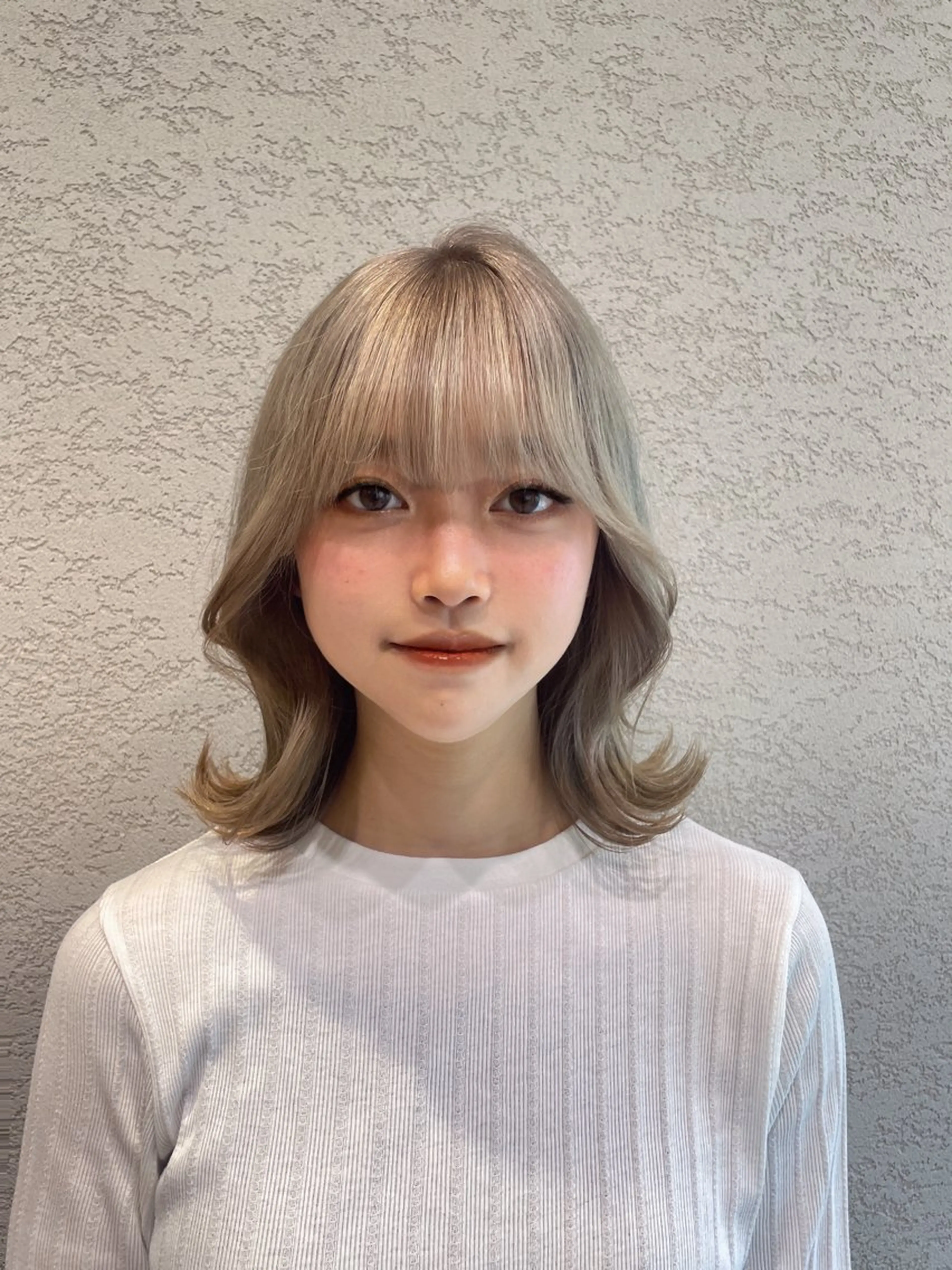 ミディアム カット ヘアカラー トリートメント ブリーチ🌟リタッチ 🎠KANON🎡のヘアスタイル