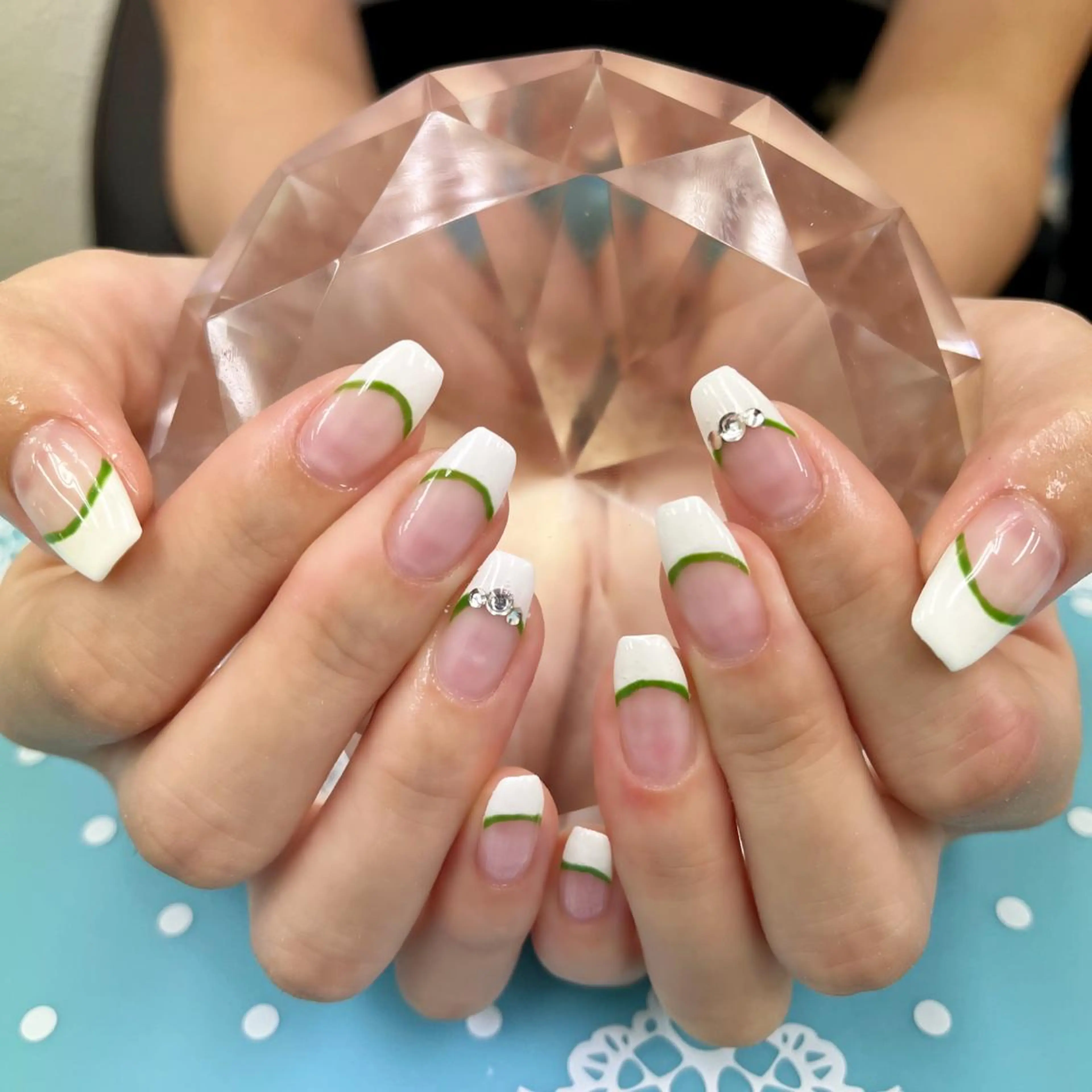 ネイル フレンチネイル グリーン ブルーデイジー栄本店所属・BlueDaisy 栄本店のネイルデザイン