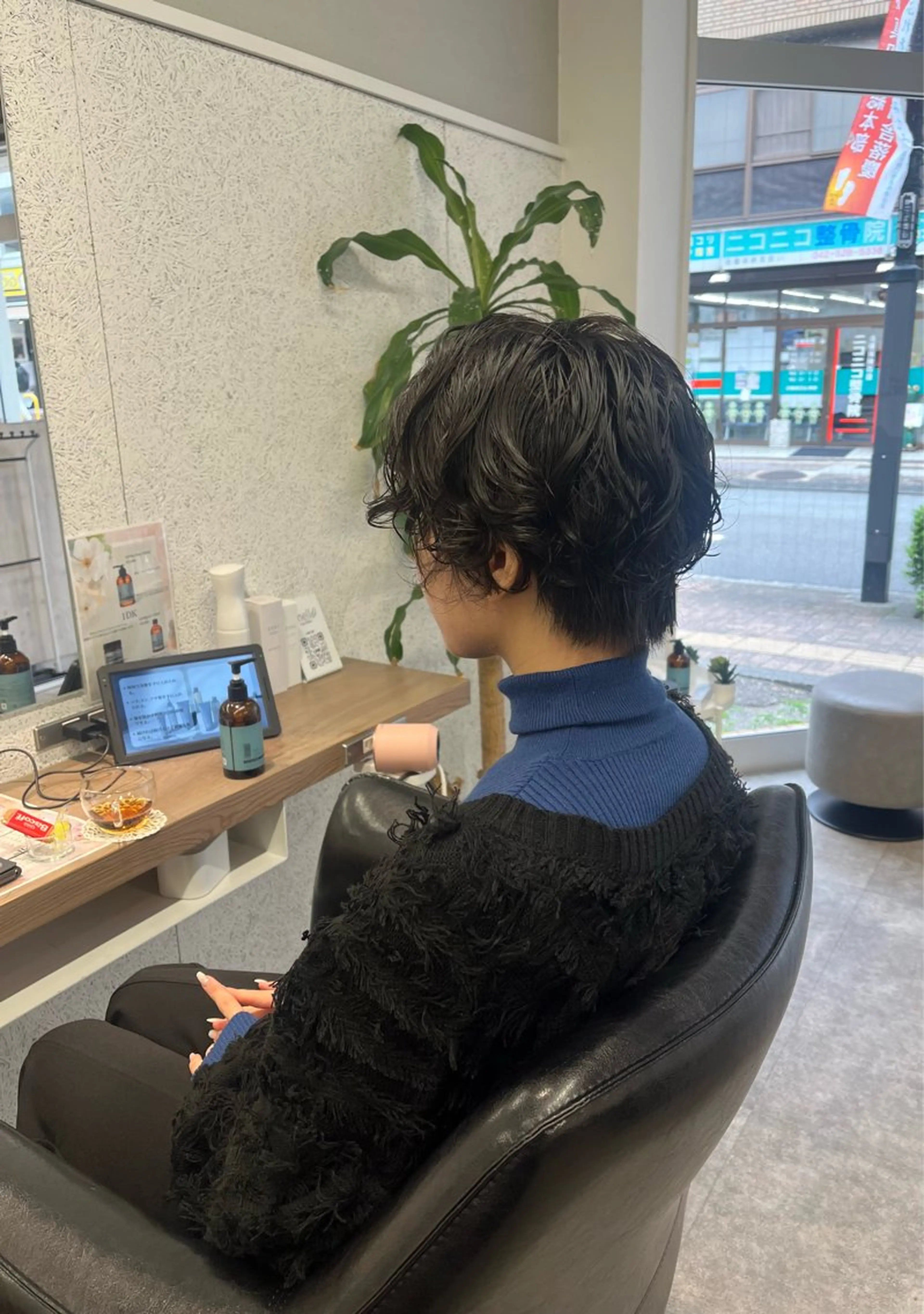 ショート カット パーマ 🍓艶髪/艶カラー ハイトーン/しんたにのヘアスタイル