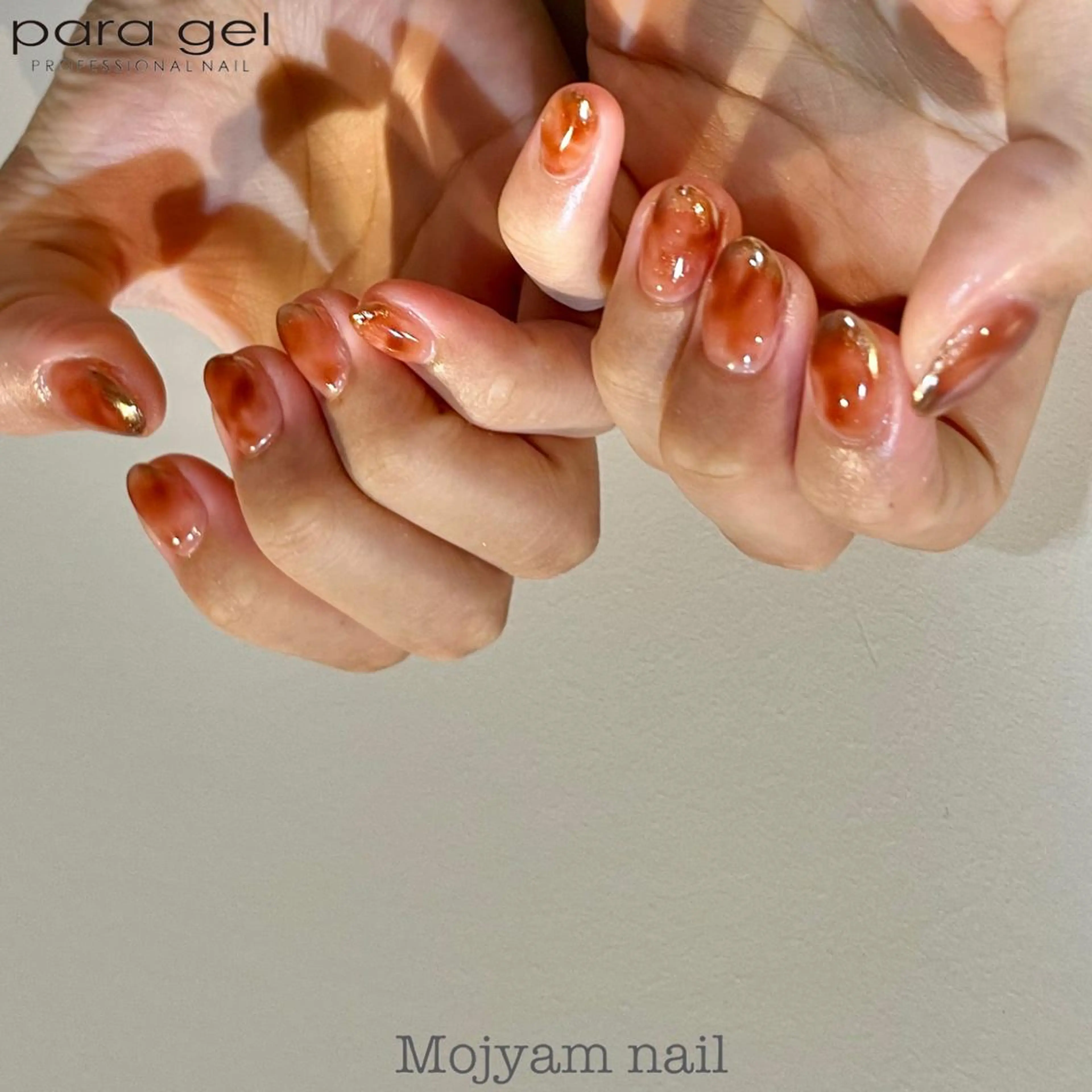 ネイル ブラウン ゴールド グラデーション ミラーネイル ニュアンスネイル ハンドネイル Mojyam nail所属・松本 実咲のネイルデザイン