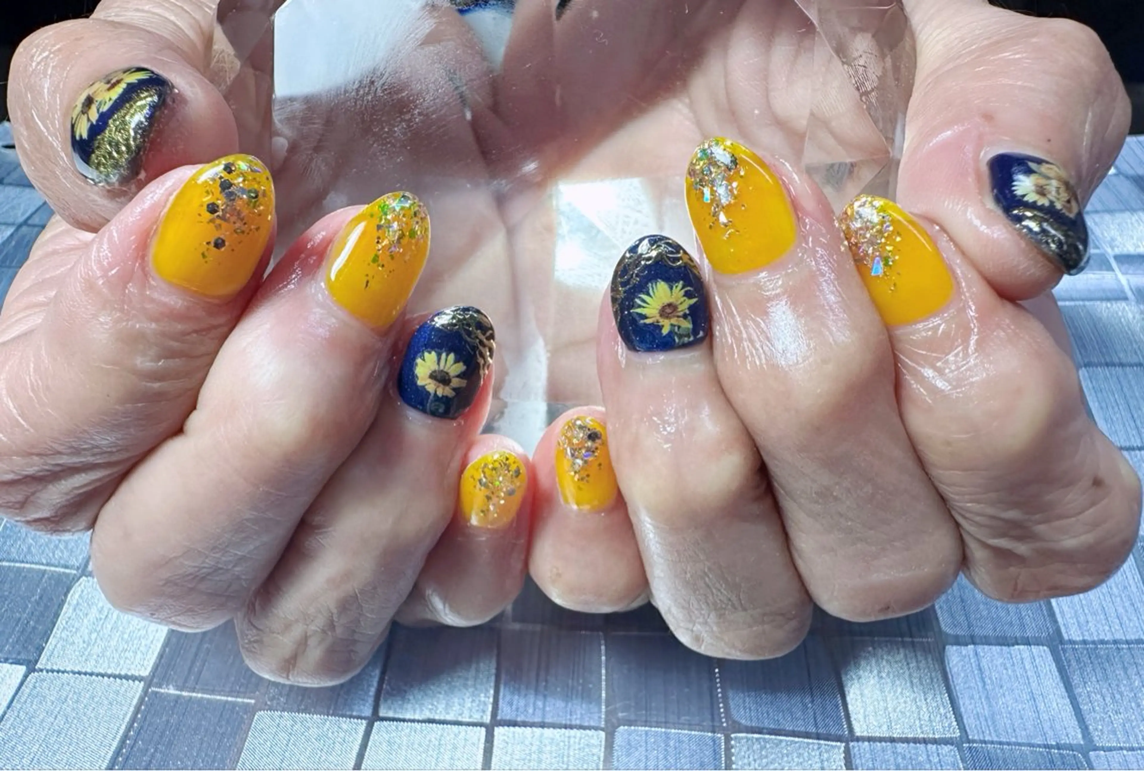 ネイル ハンドネイル Regulus 光田のネイルデザイン